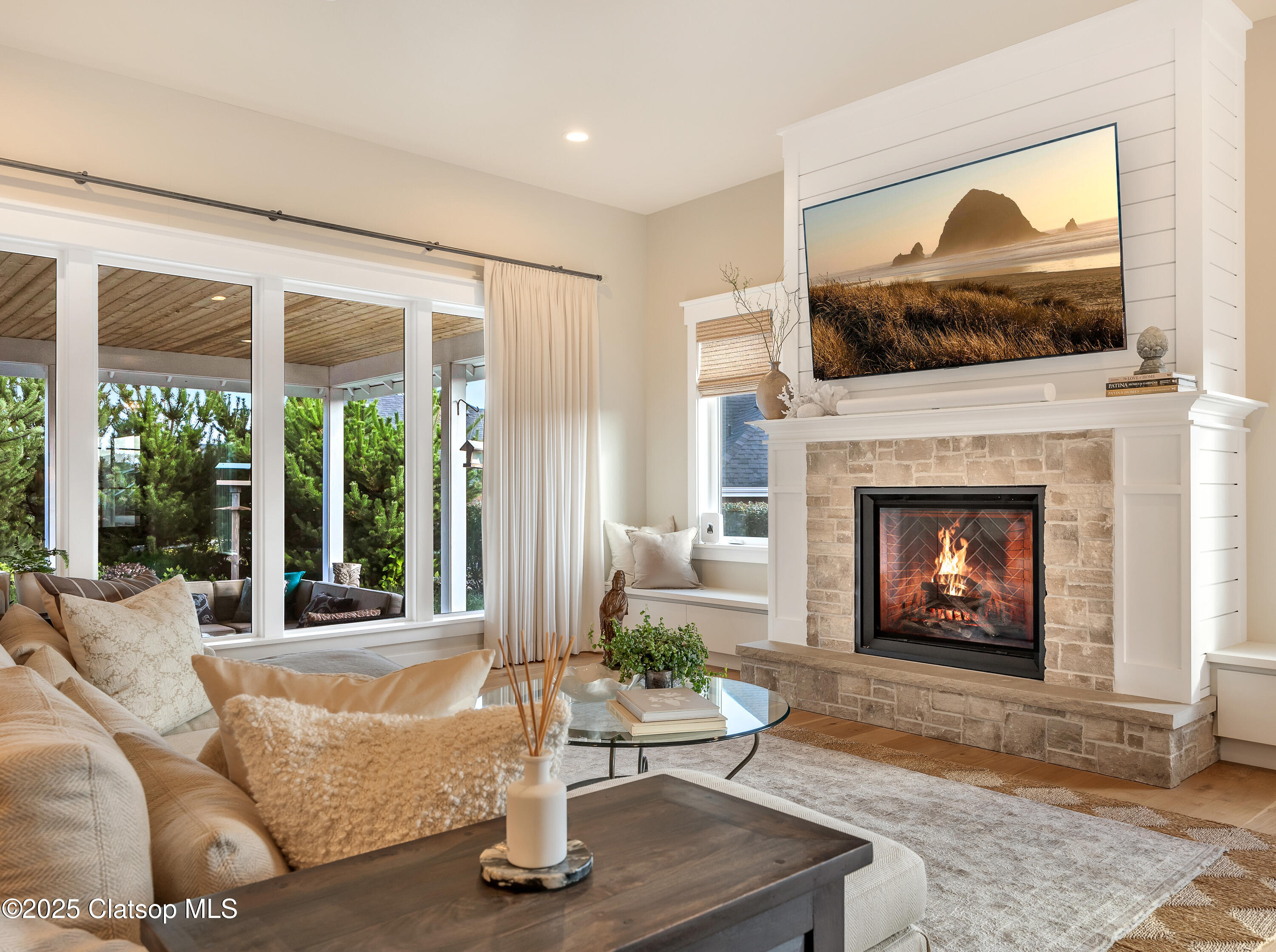 568 Browning Lane Property Photo 9