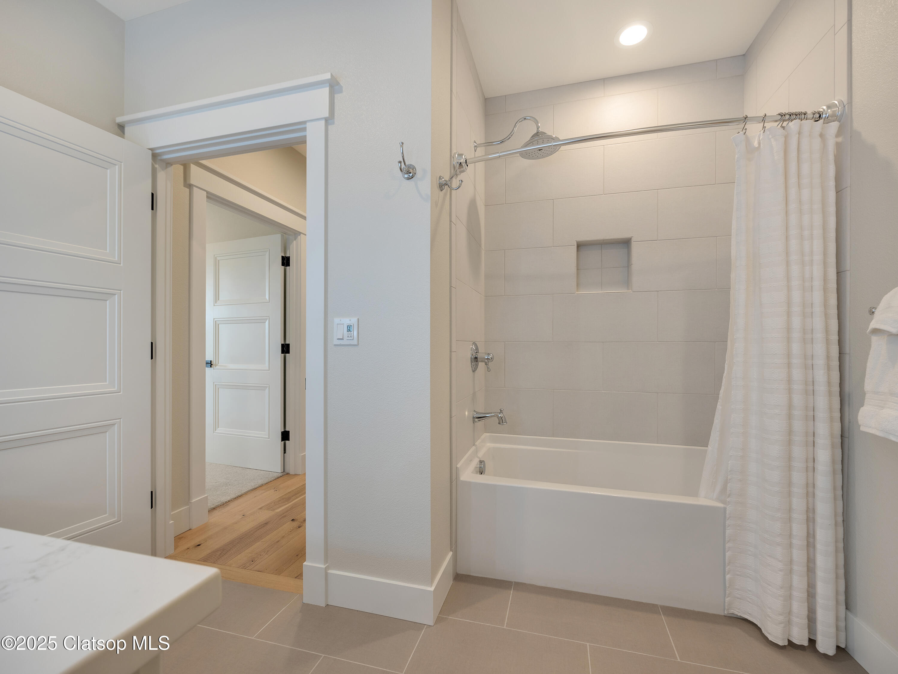 568 Browning Lane Property Photo 37