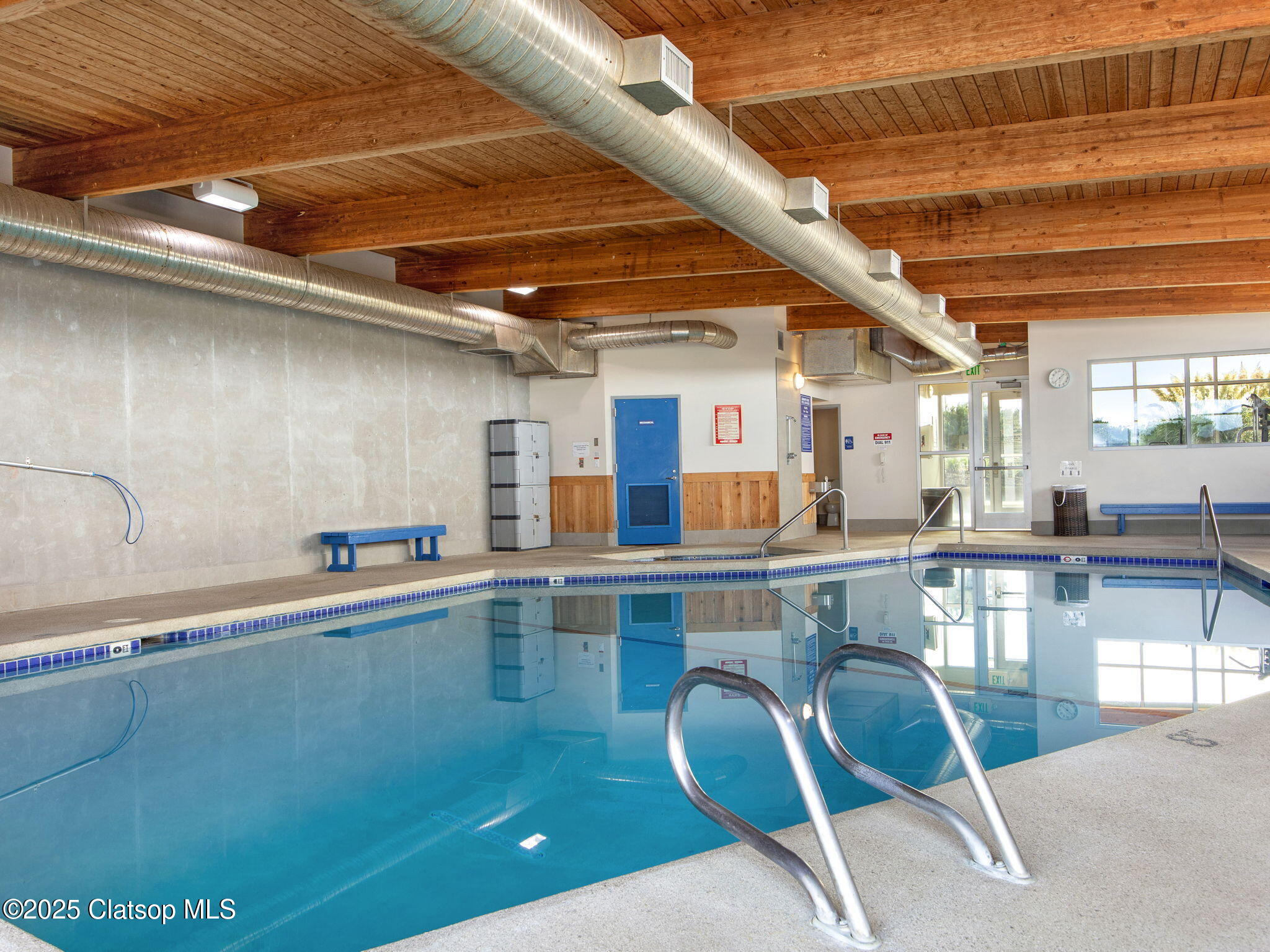 1146 N Marion Avenue Property Photo 31