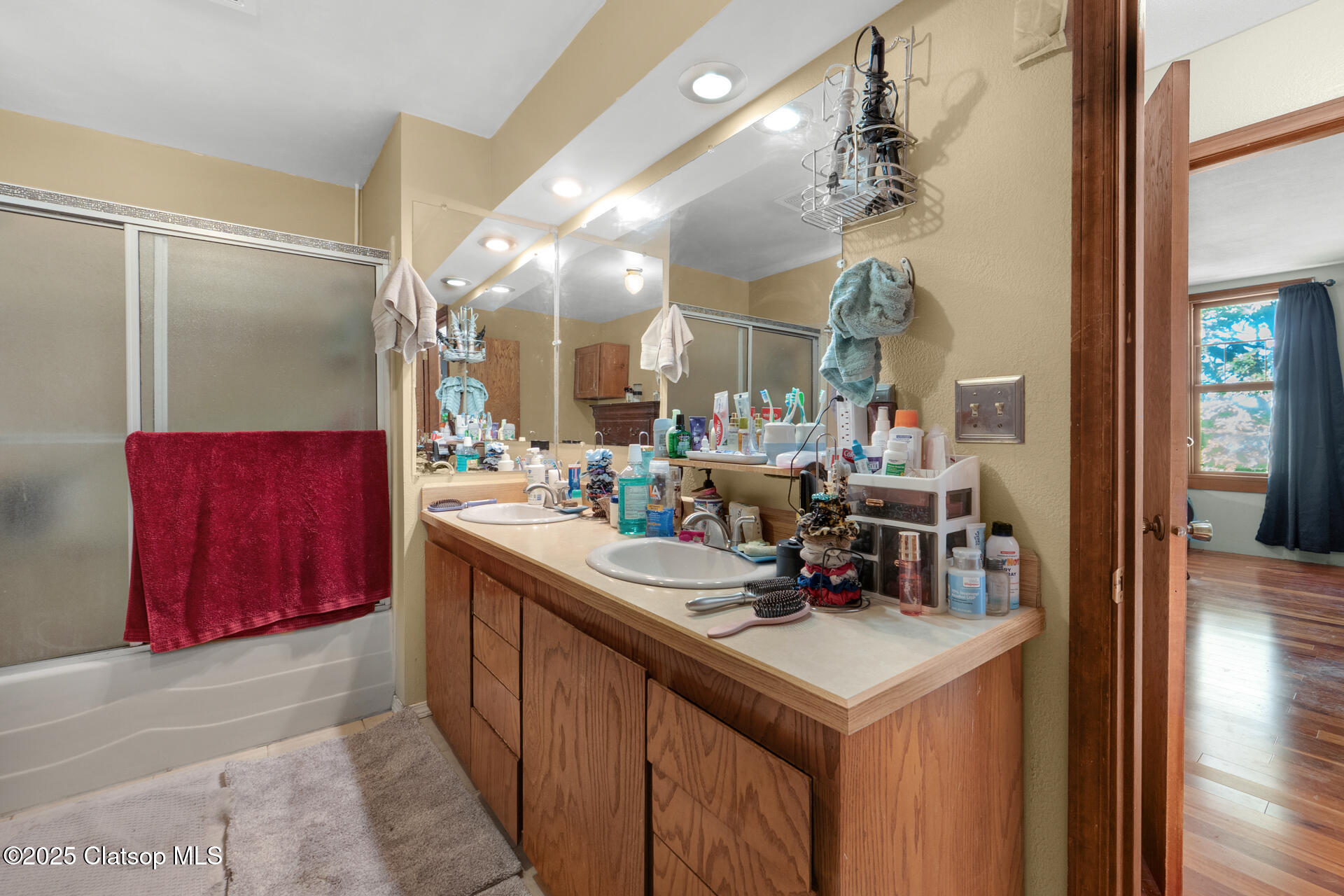 501 38th Street Property Photo 12