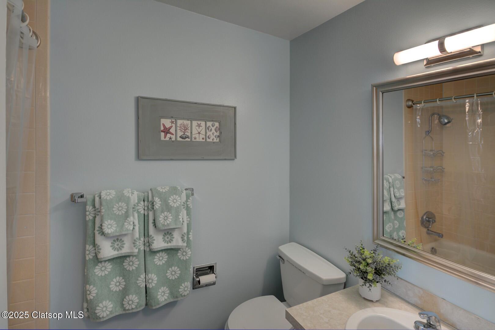 203 Pacific Palisades Street Property Photo 15