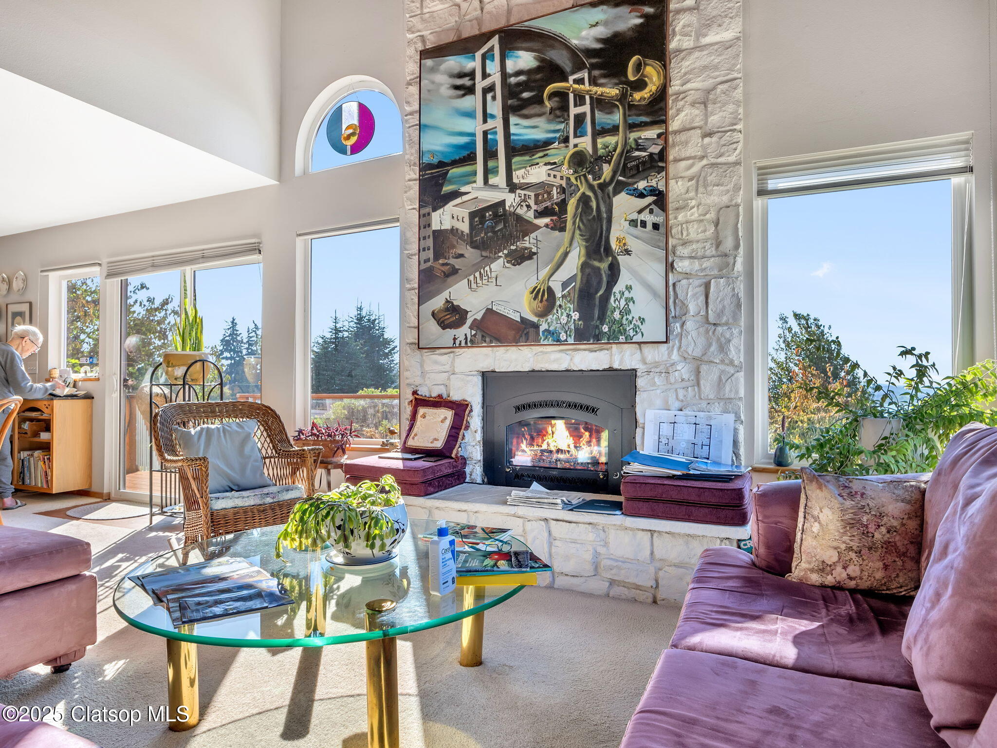 325 W Niagara Avenue Property Photo 5