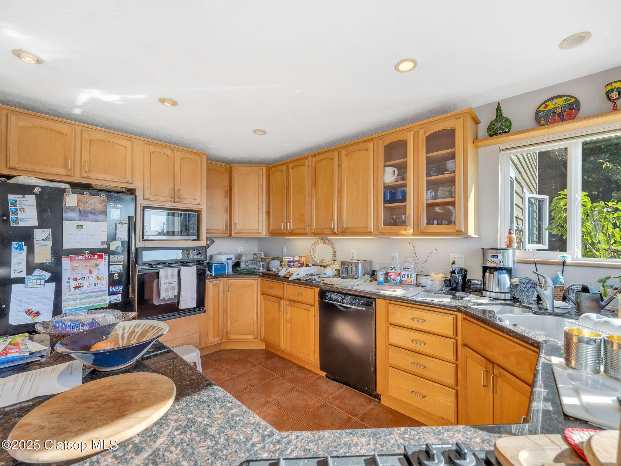 325 W Niagara Avenue Property Photo 11