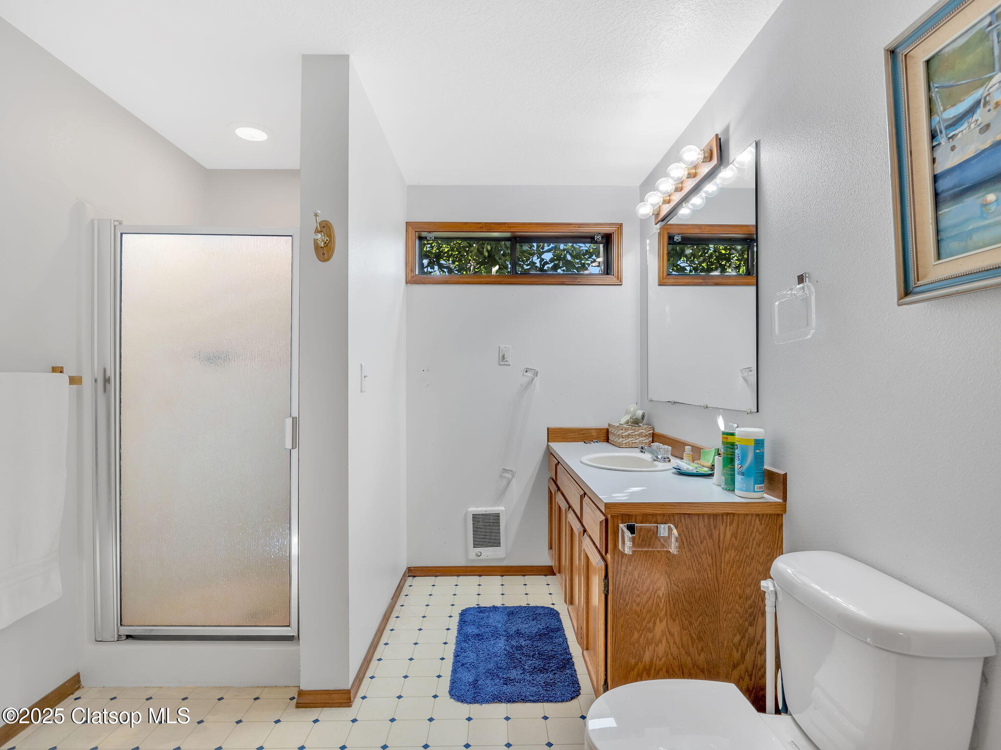 325 W Niagara Avenue Property Photo 35