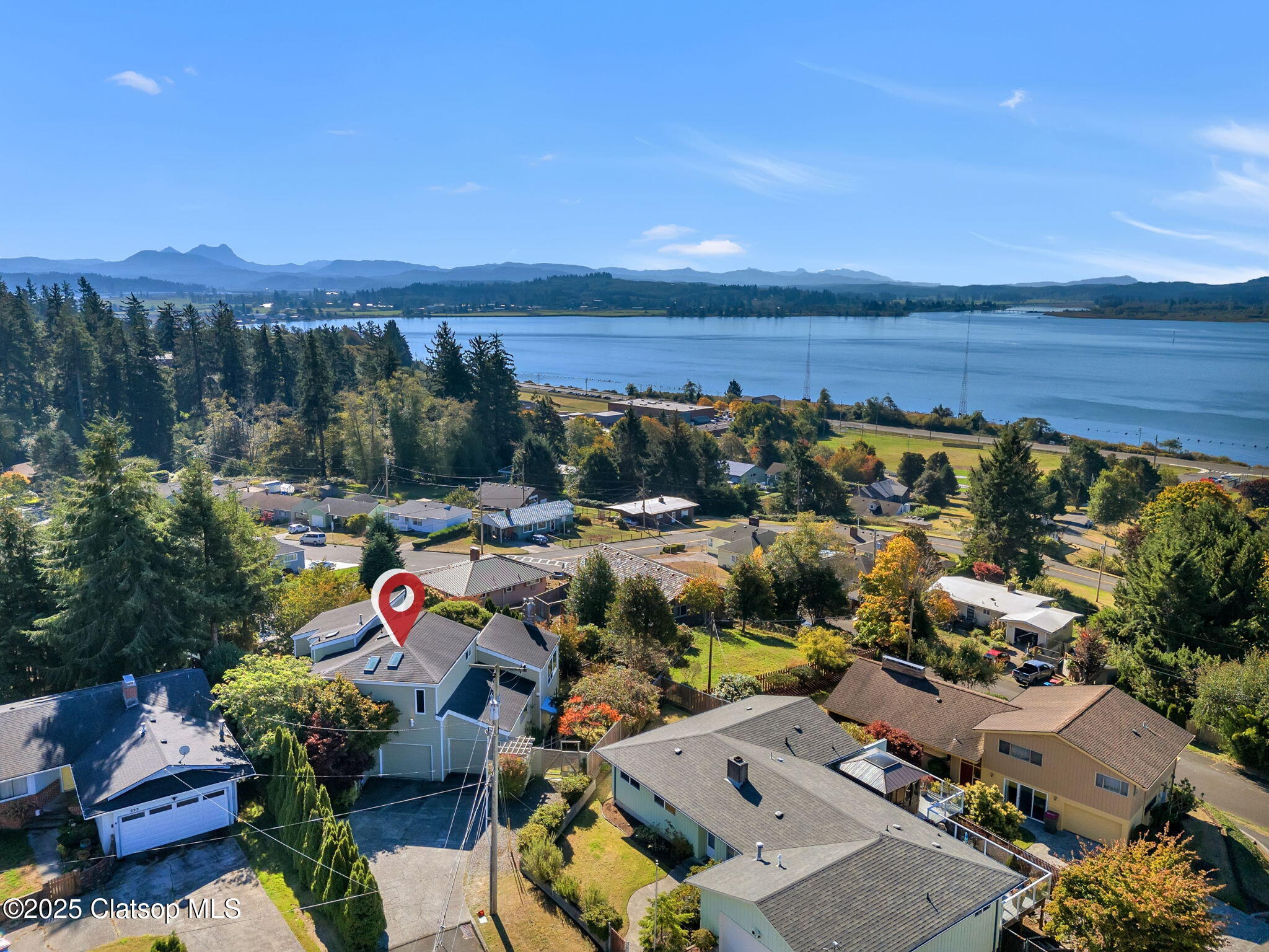 325 W Niagara Avenue Property Photo 51