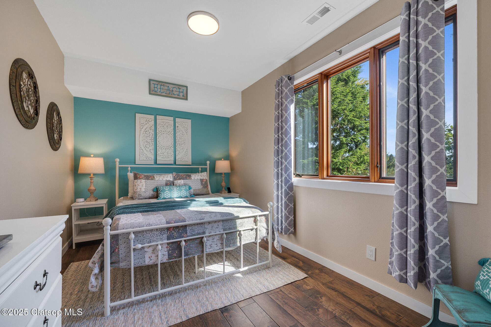 13150 D Street Property Photo 19