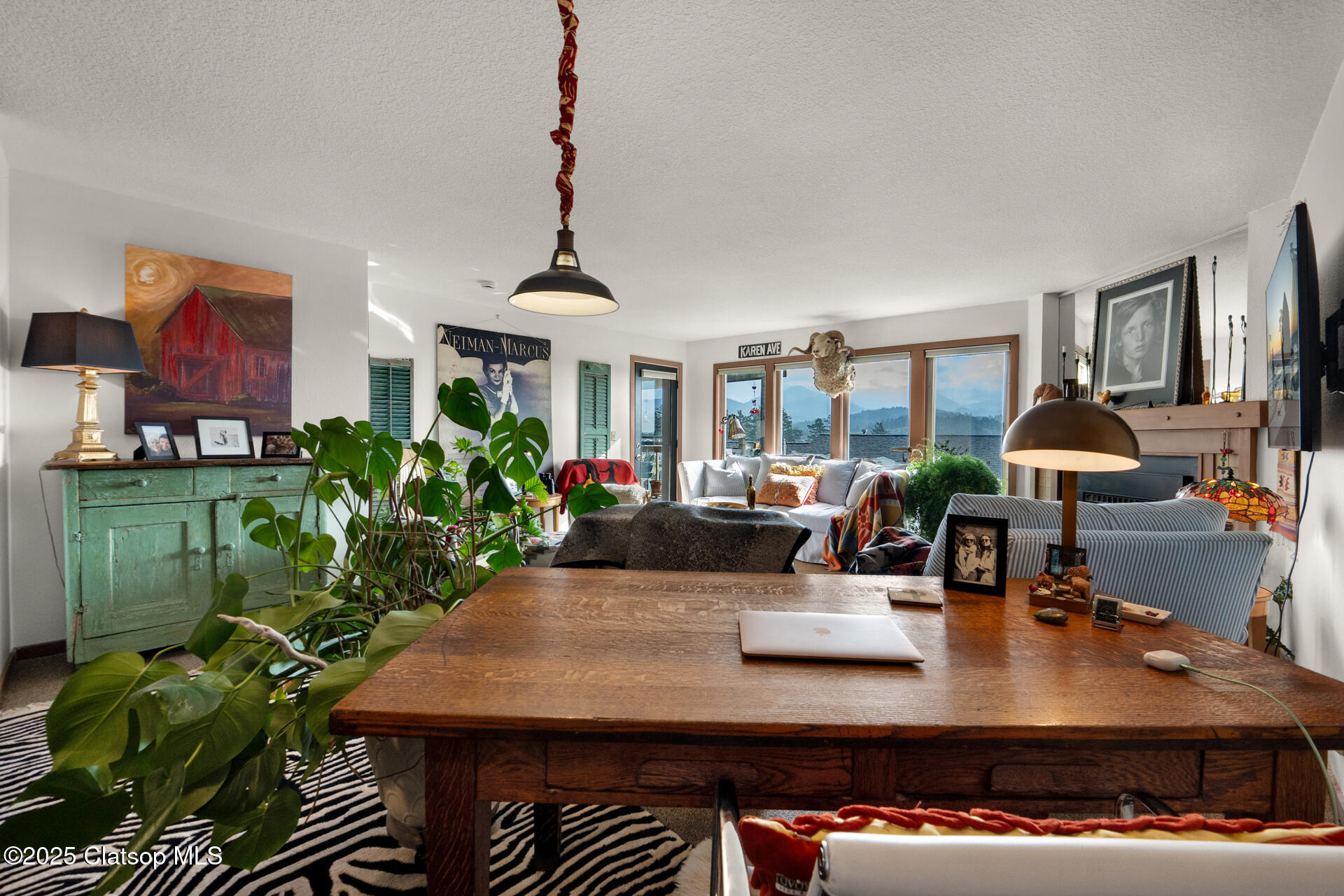 353 N Breakers Point Condo Drive Property Photo 6