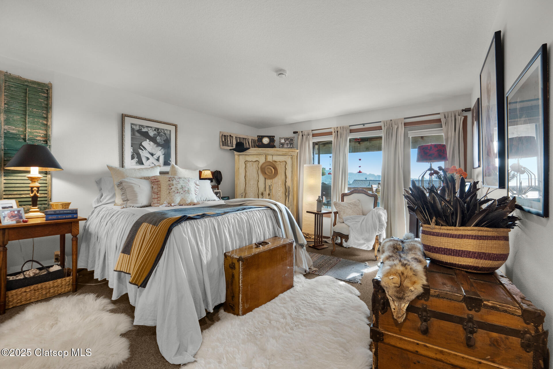 353 N Breakers Point Condo Drive Property Photo 10