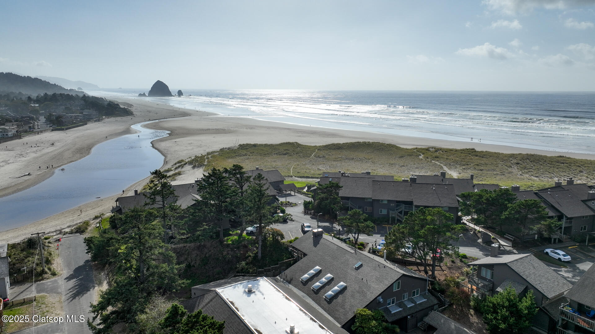 353 N Breakers Point Condo Drive Property Photo 16