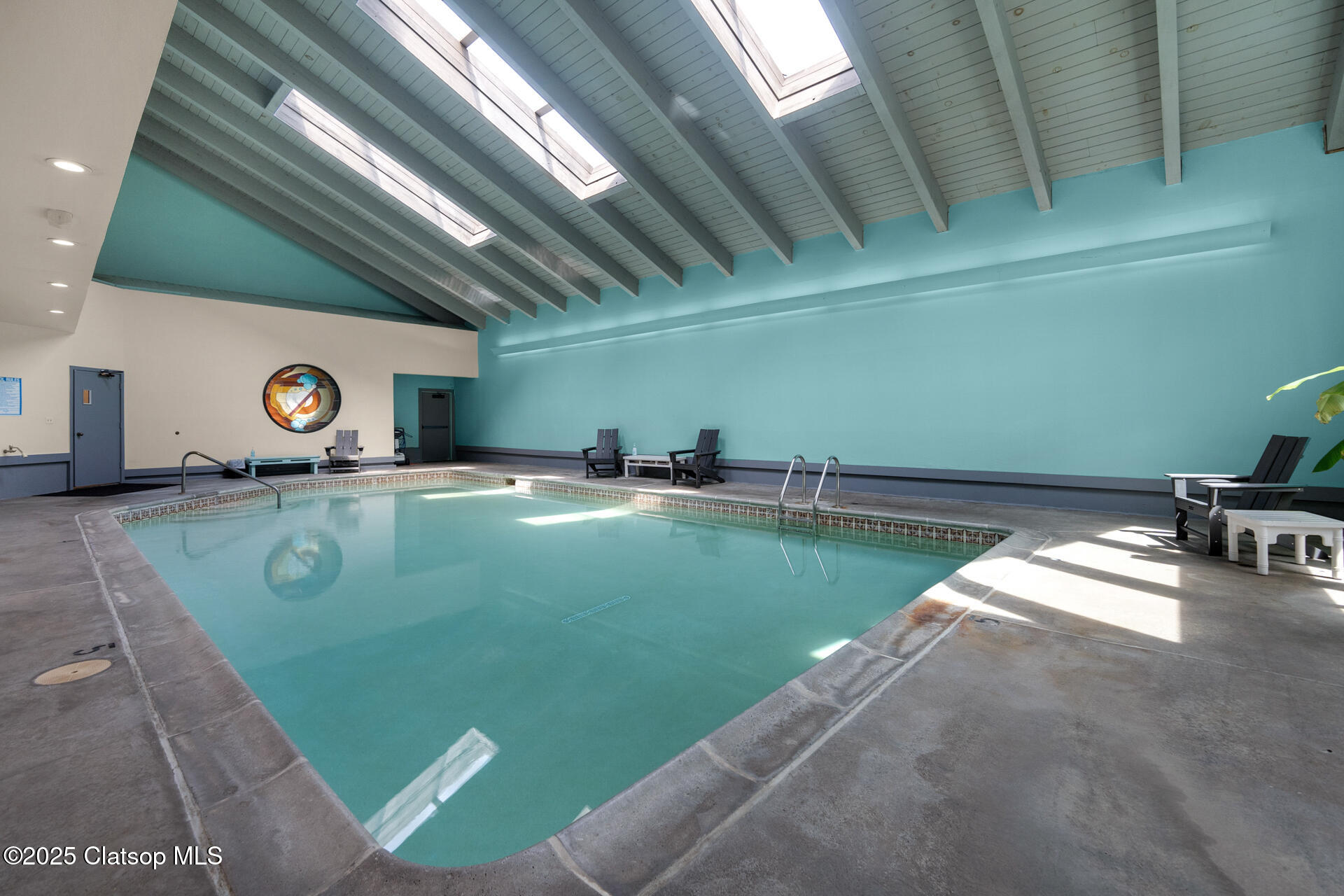 353 N Breakers Point Condo Drive Property Photo 21