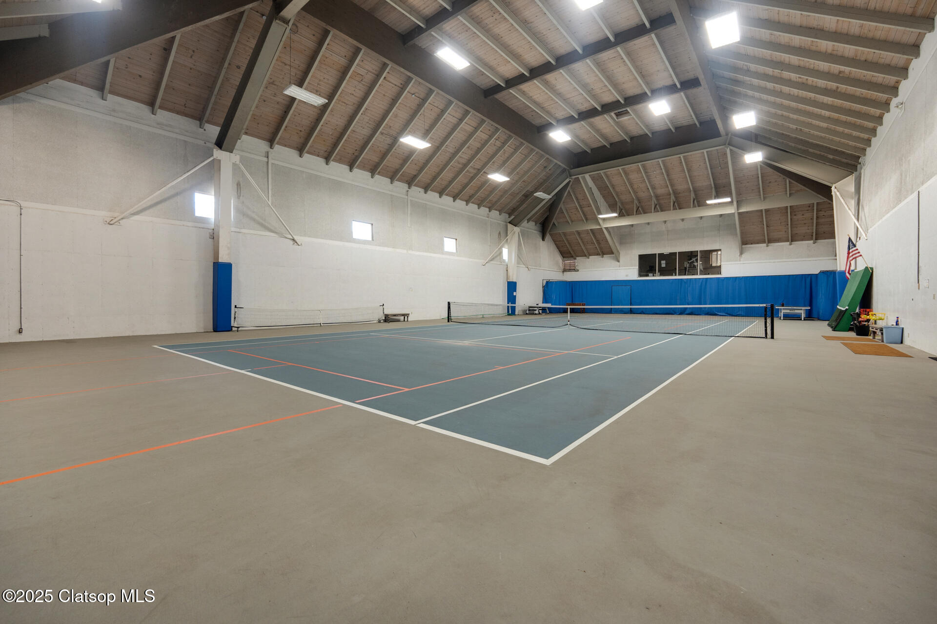 353 N Breakers Point Condo Drive Property Photo 25