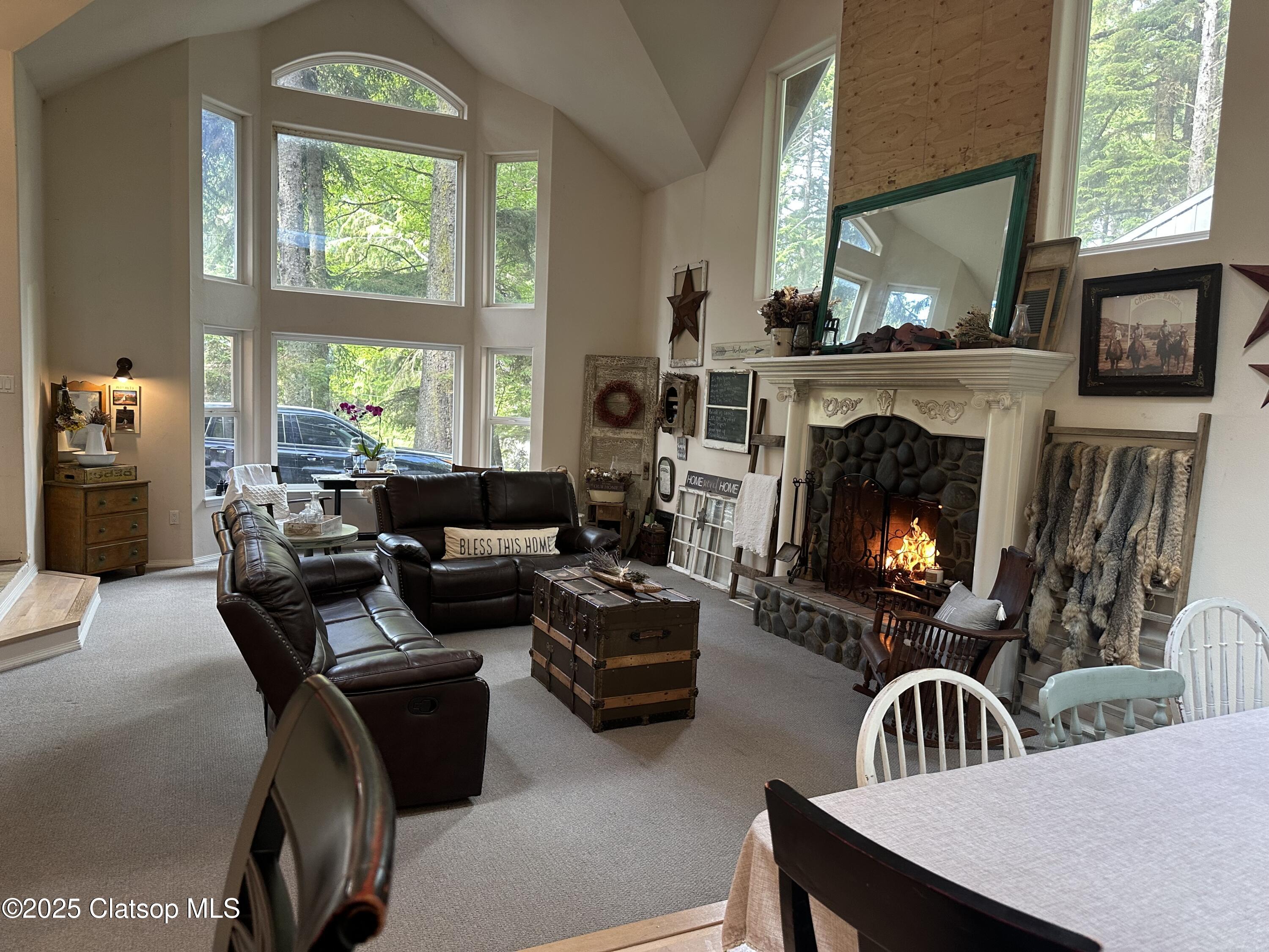 131 Arbor Lane Property Photo 5