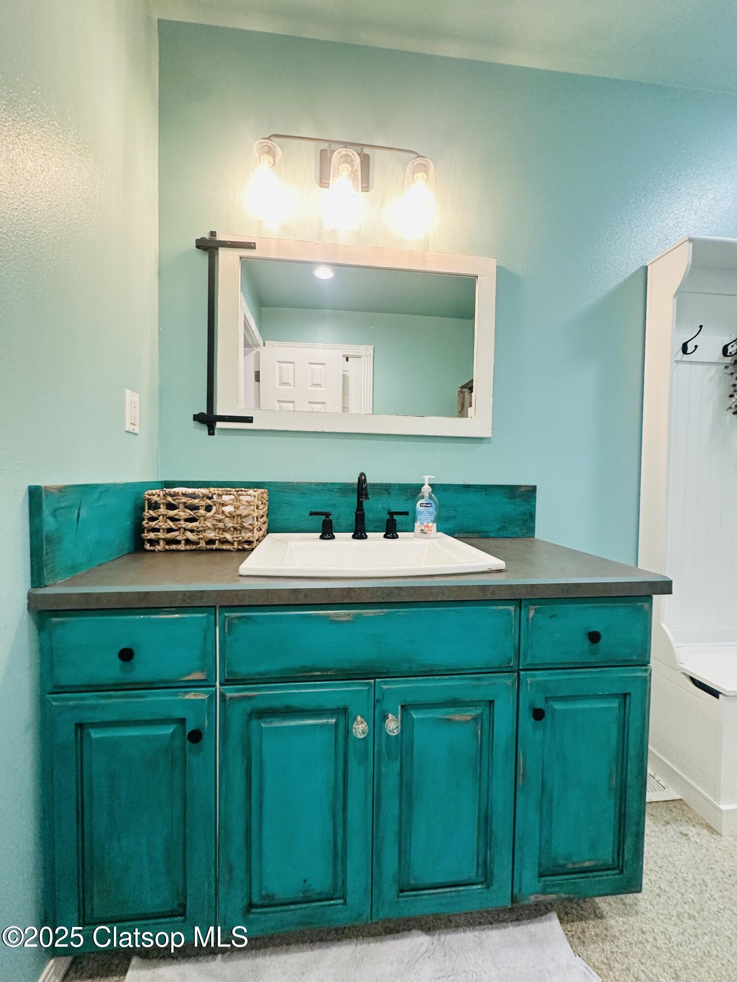 131 Arbor Lane Property Photo 23