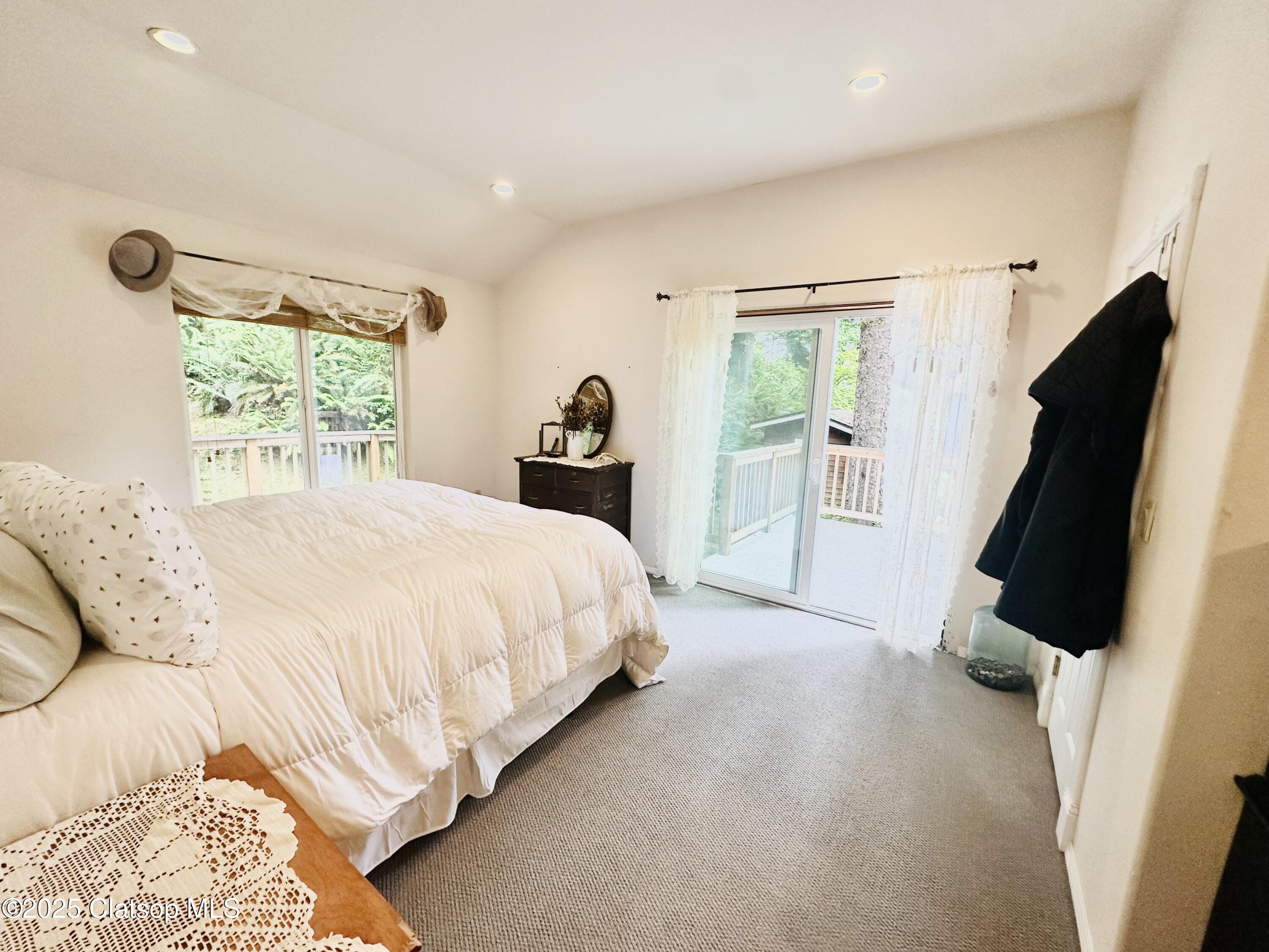 131 Arbor Lane Property Photo 31