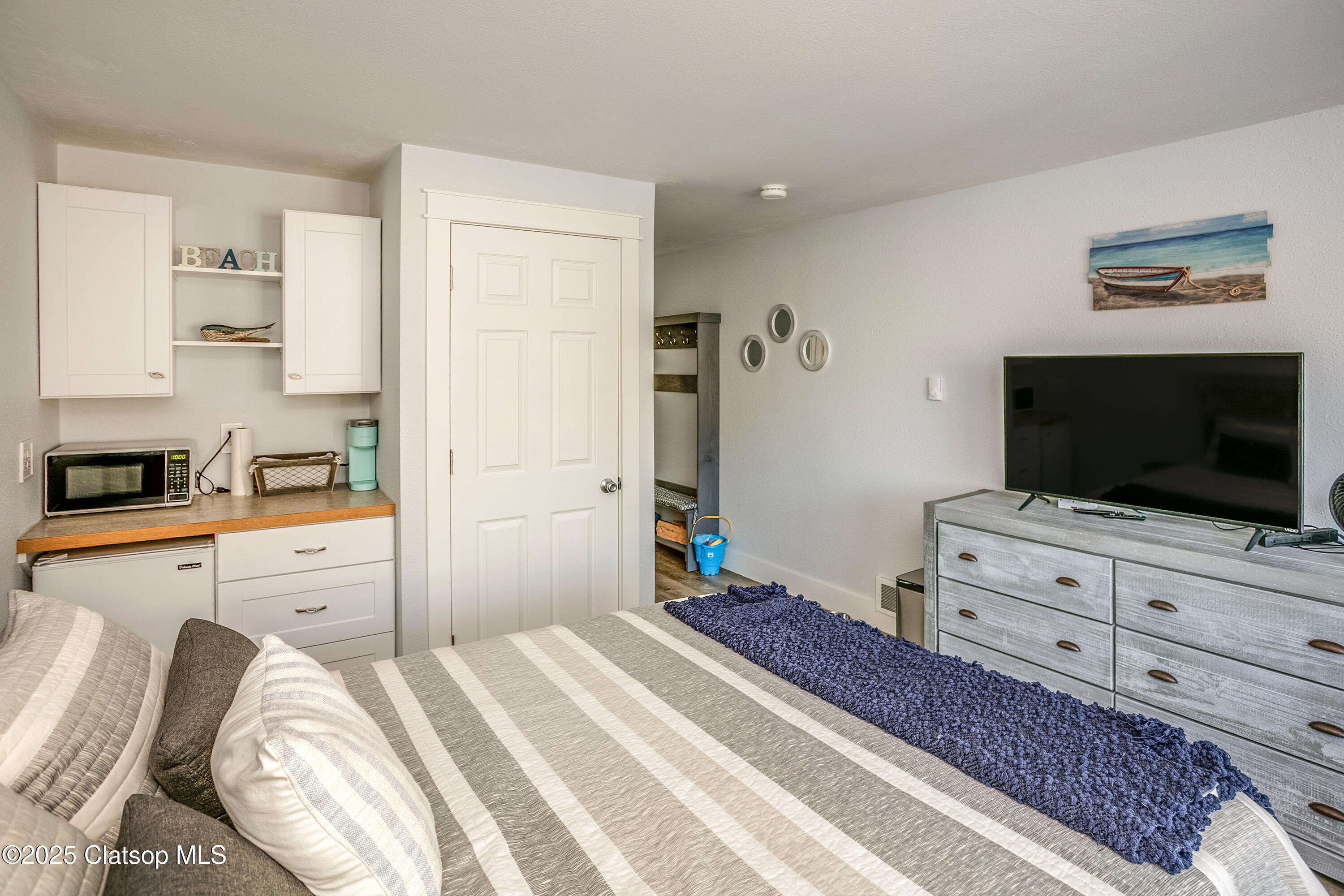 40 Ave. U Property Photo 4