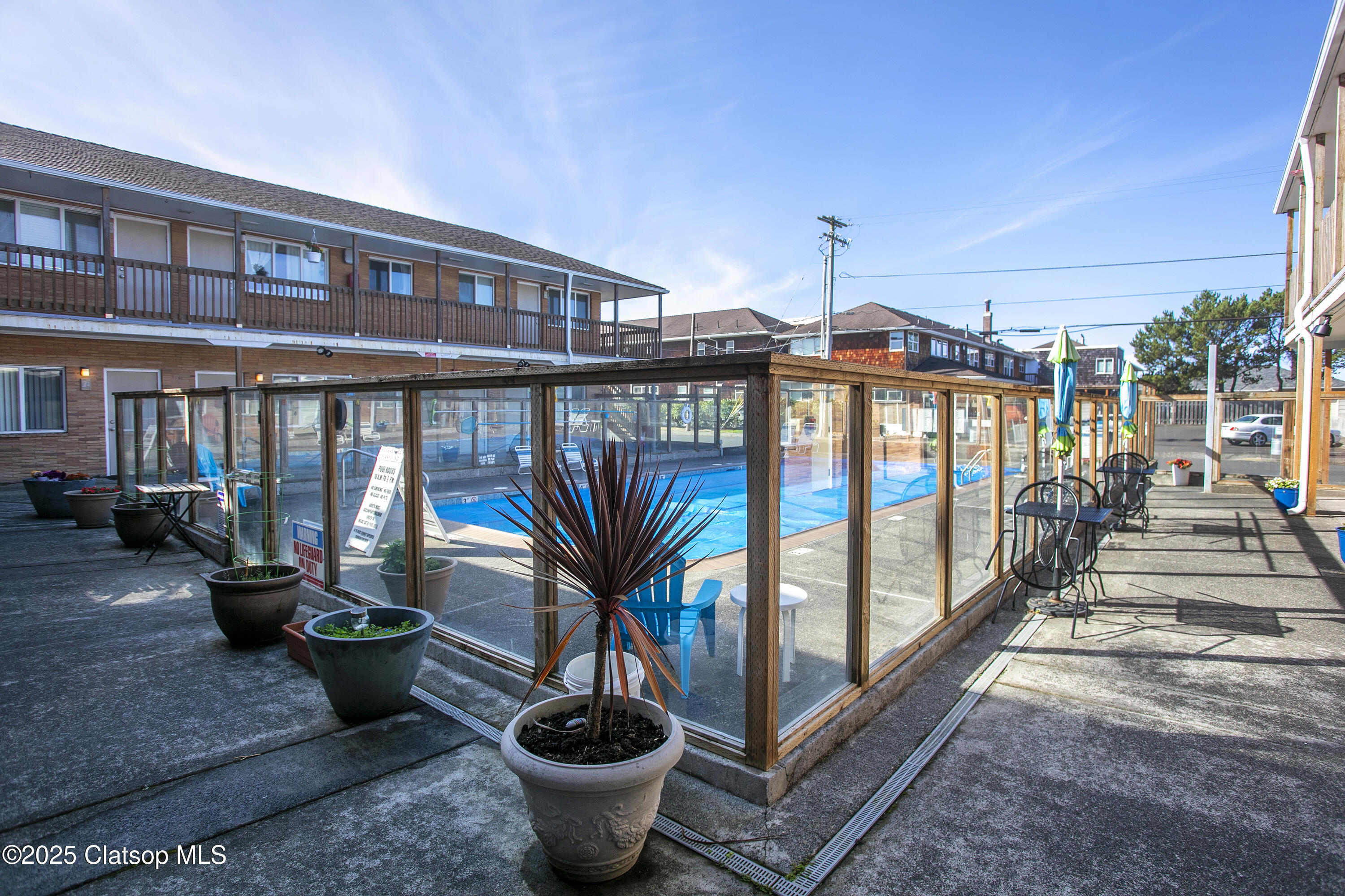 40 Ave. U Property Photo 14