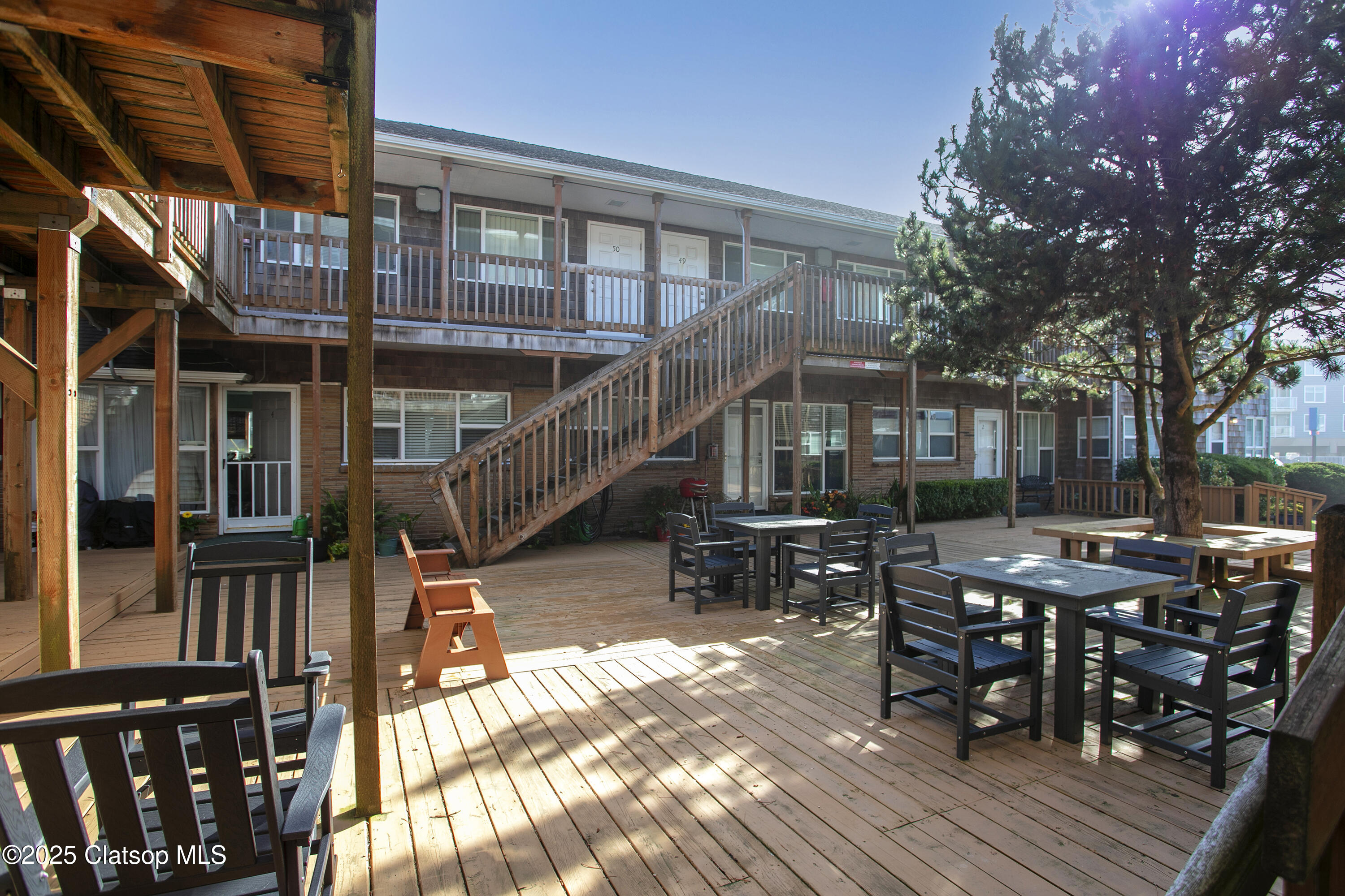 40 Ave. U Property Photo 17