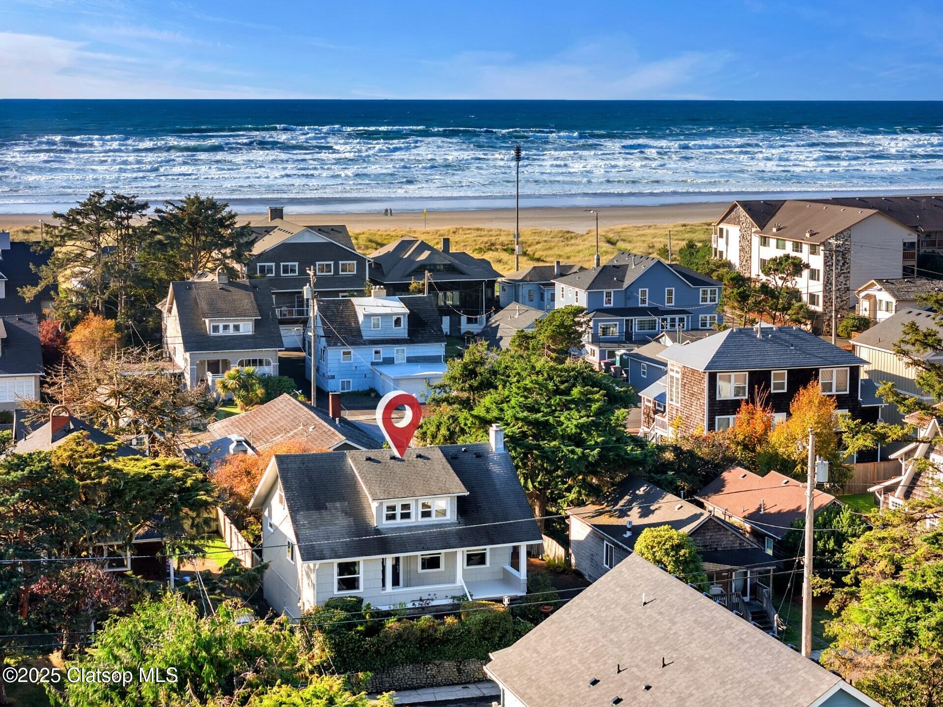 780 S Columbia Street Property Photo 3