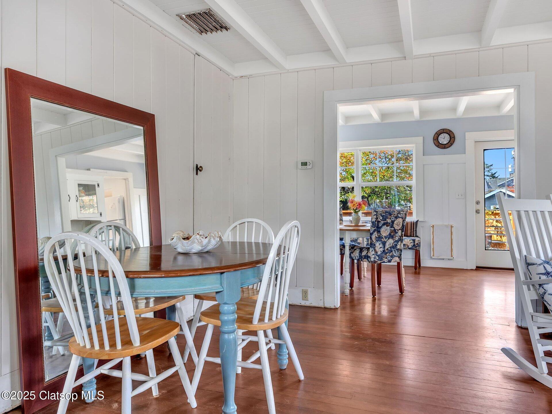 780 S Columbia Street Property Photo 13