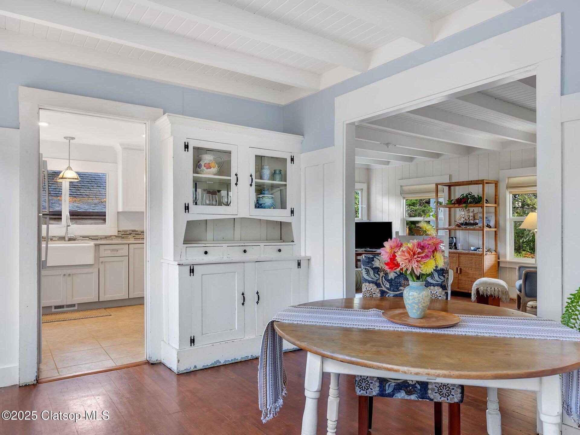 780 S Columbia Street Property Photo 16