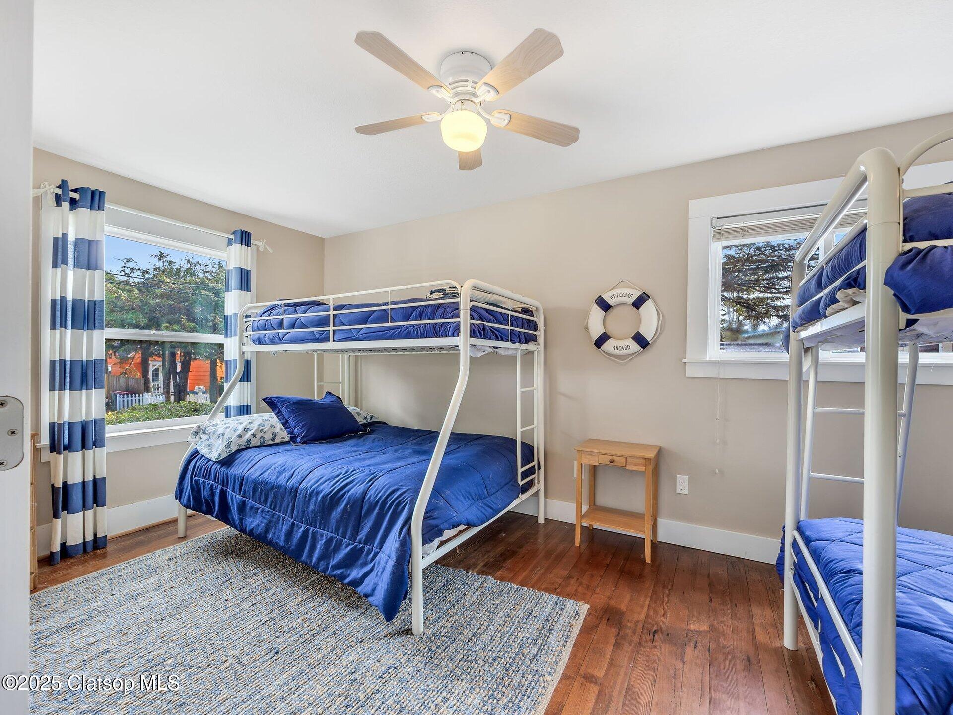 780 S Columbia Street Property Photo 22