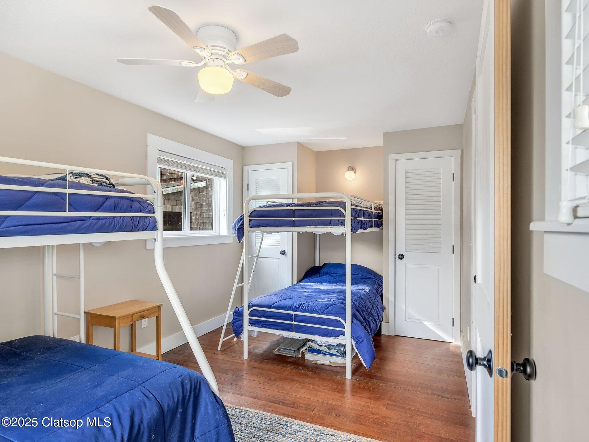 780 S Columbia Street Property Photo 23