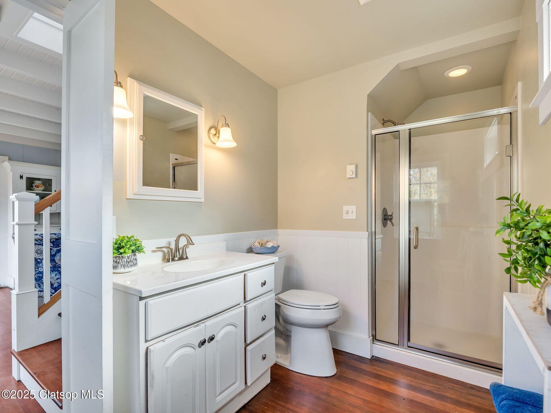 780 S Columbia Street Property Photo 24