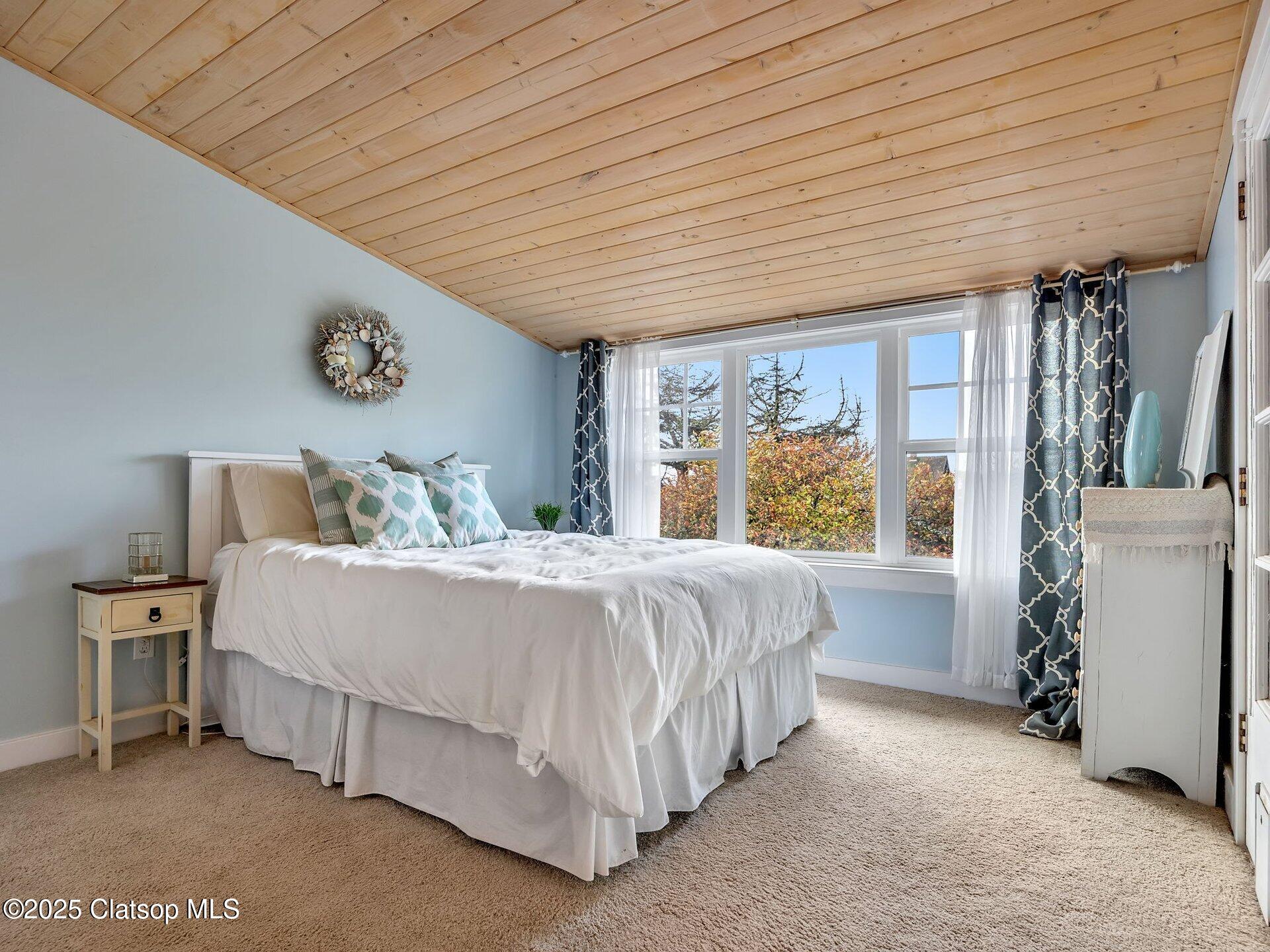 780 S Columbia Street Property Photo 26