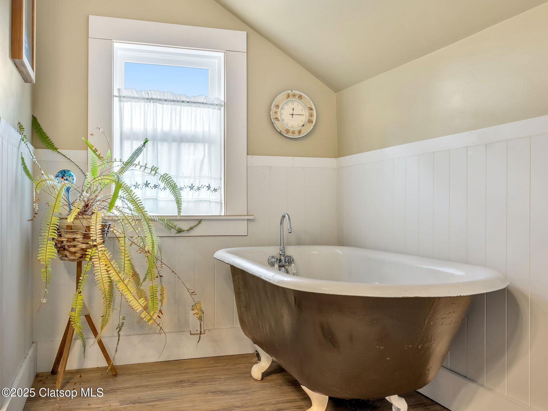 780 S Columbia Street Property Photo 31