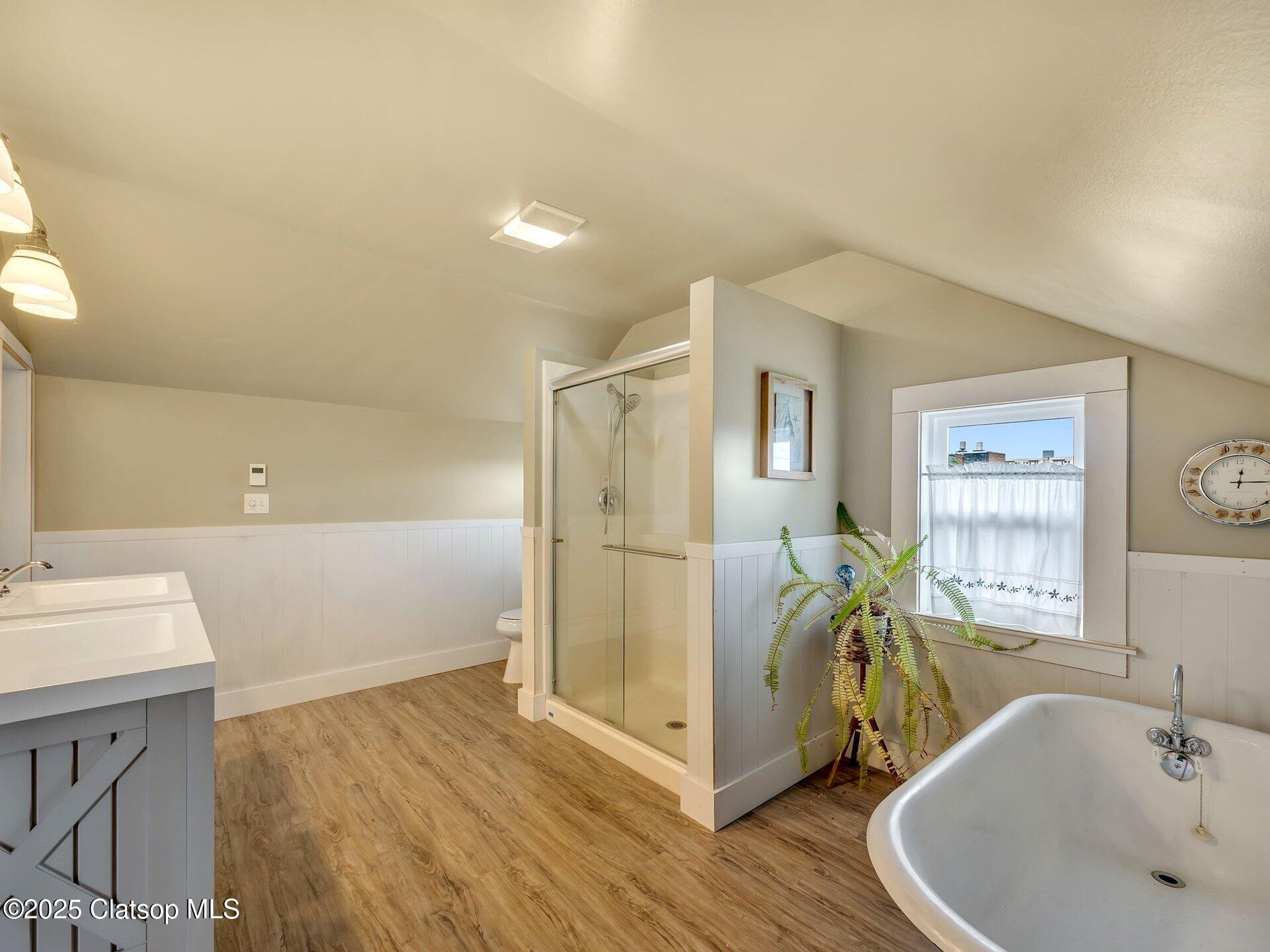 780 S Columbia Street Property Photo 32