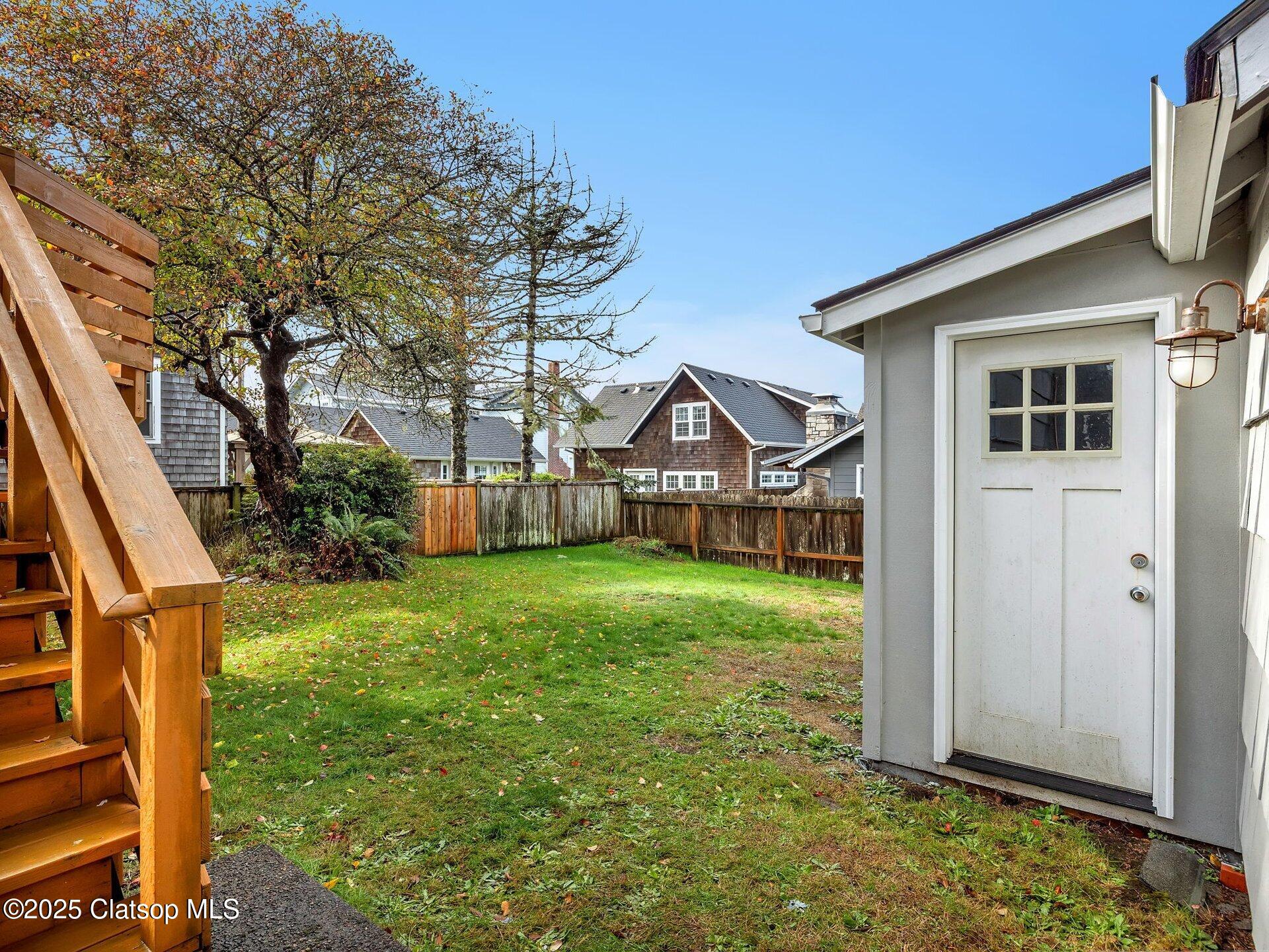 780 S Columbia Street Property Photo 38