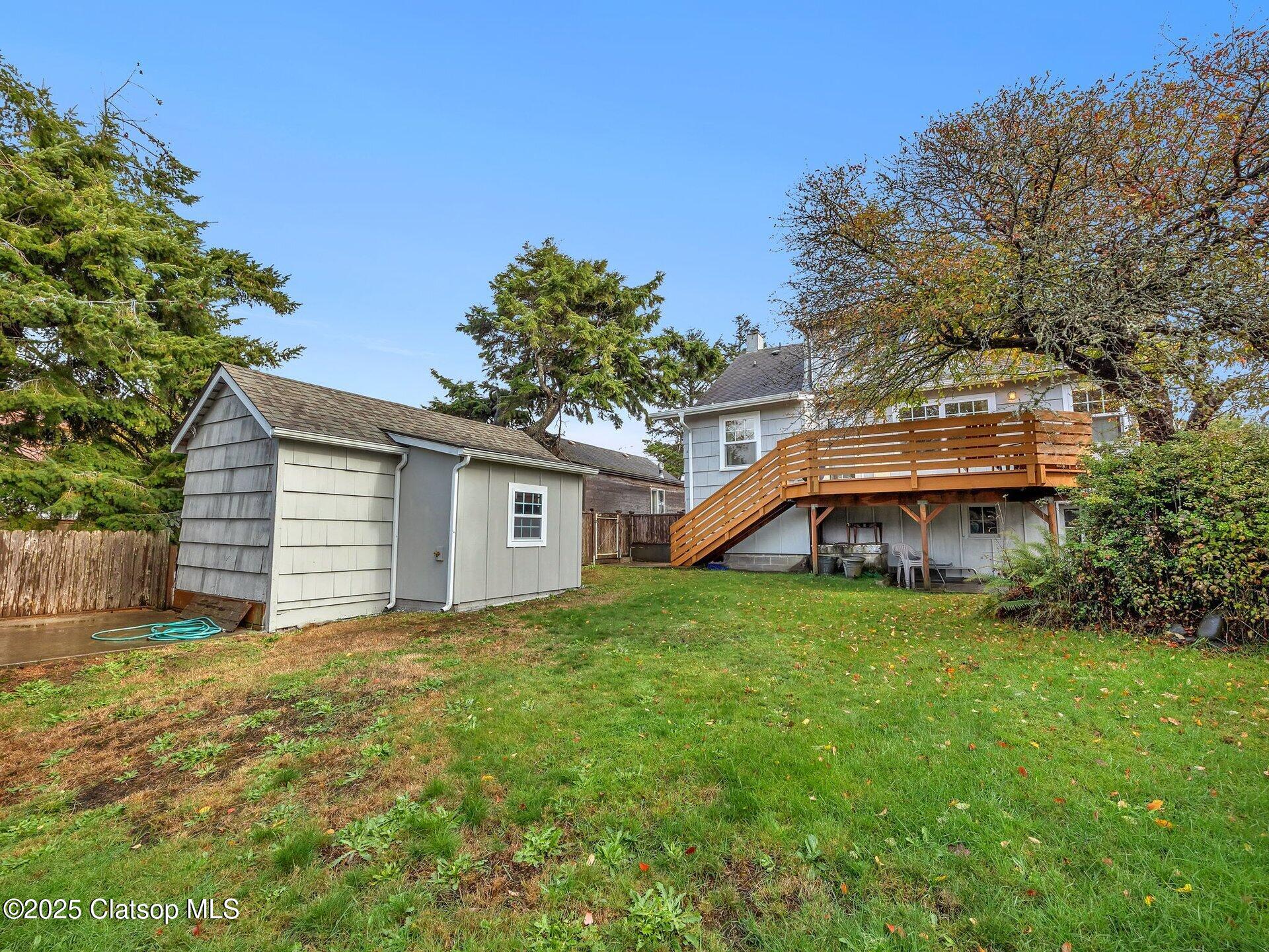 780 S Columbia Street Property Photo 40