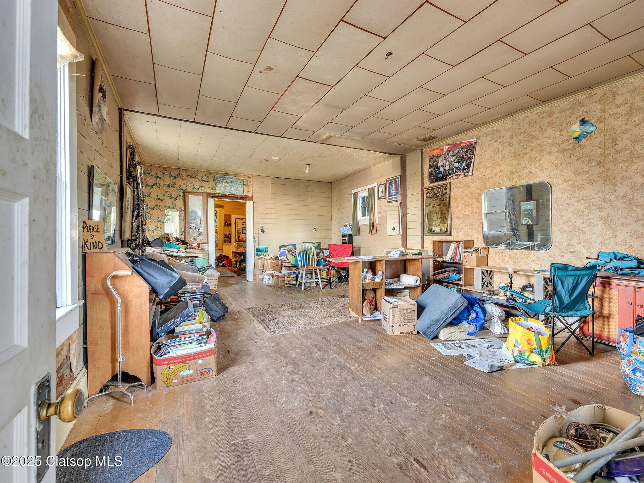 156 Lincoln Street Property Photo 5