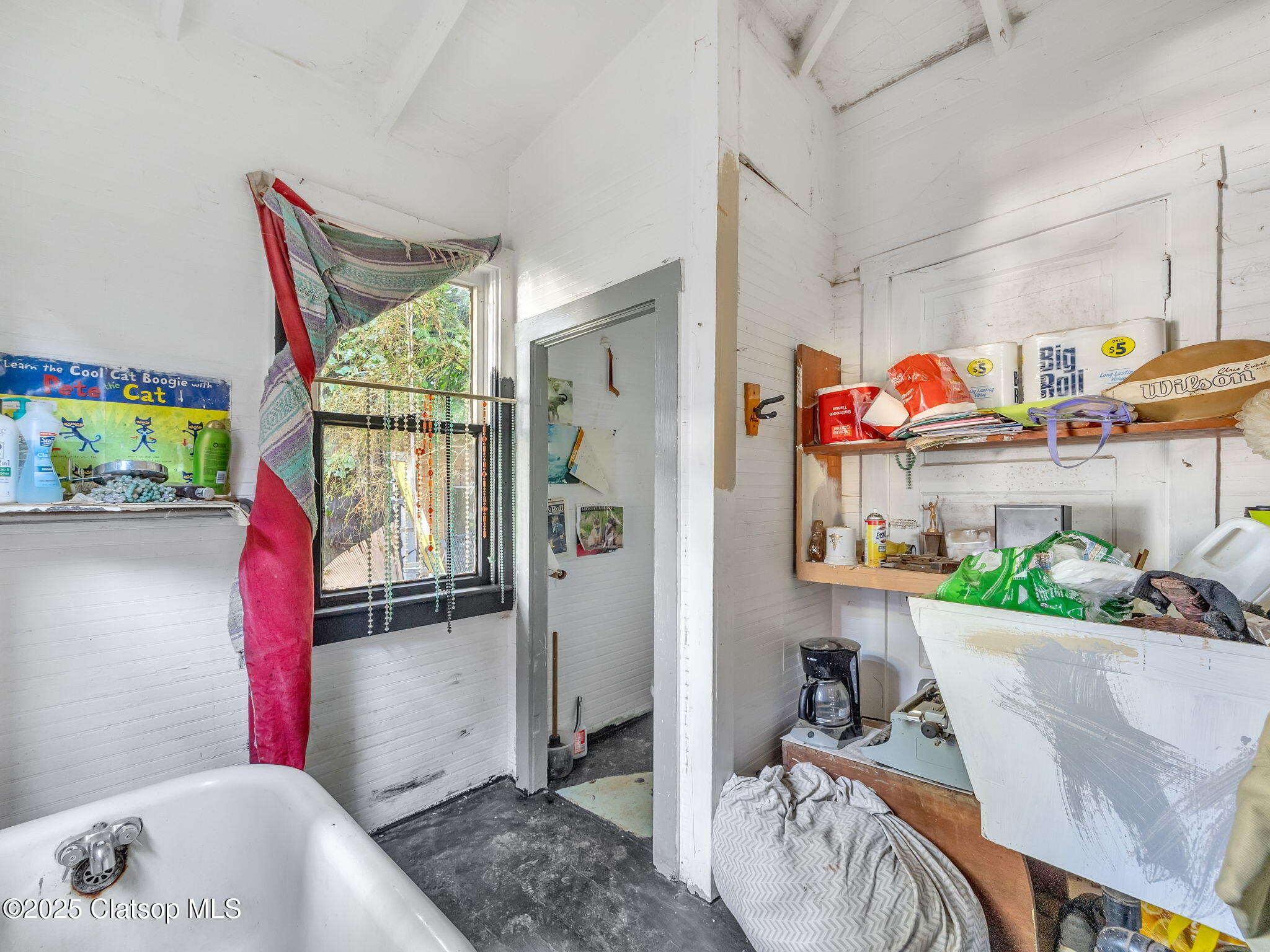 156 Lincoln Street Property Photo 14