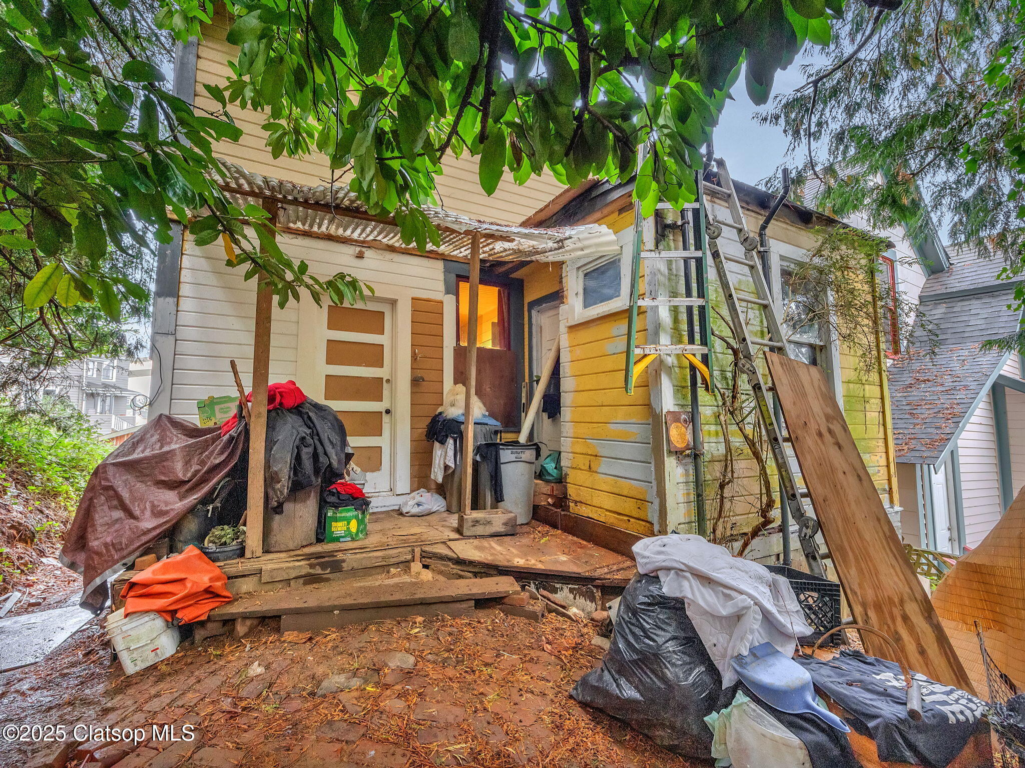 156 Lincoln Street Property Photo 25