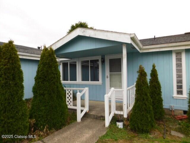 1100 Nw Warrenton Dr #359 Property Photo 3