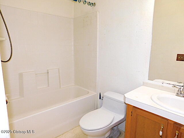 1100 Nw Warrenton Dr #359 Property Photo 13