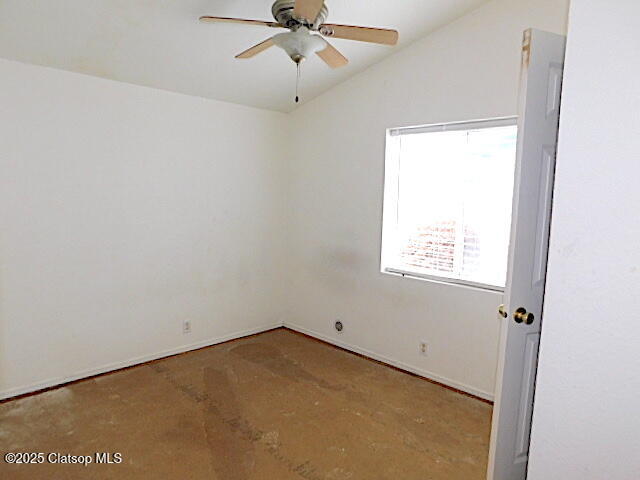 1100 Nw Warrenton Dr #359 Property Photo 24