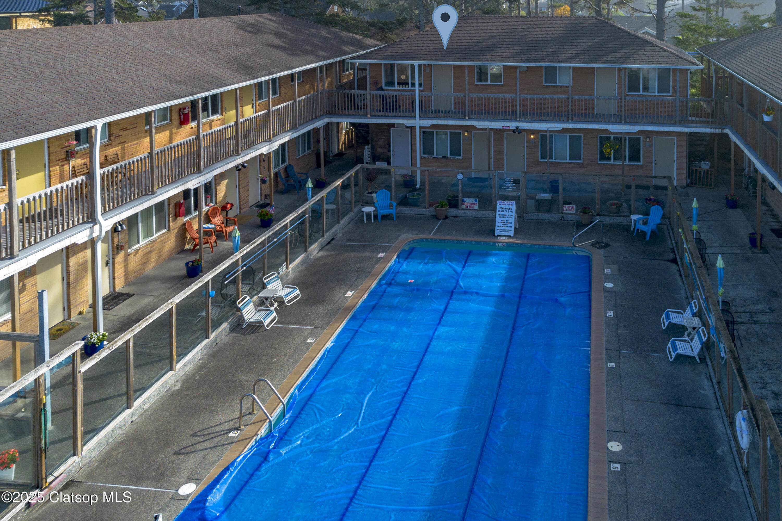 2233 Beach Dr Property Photo 5