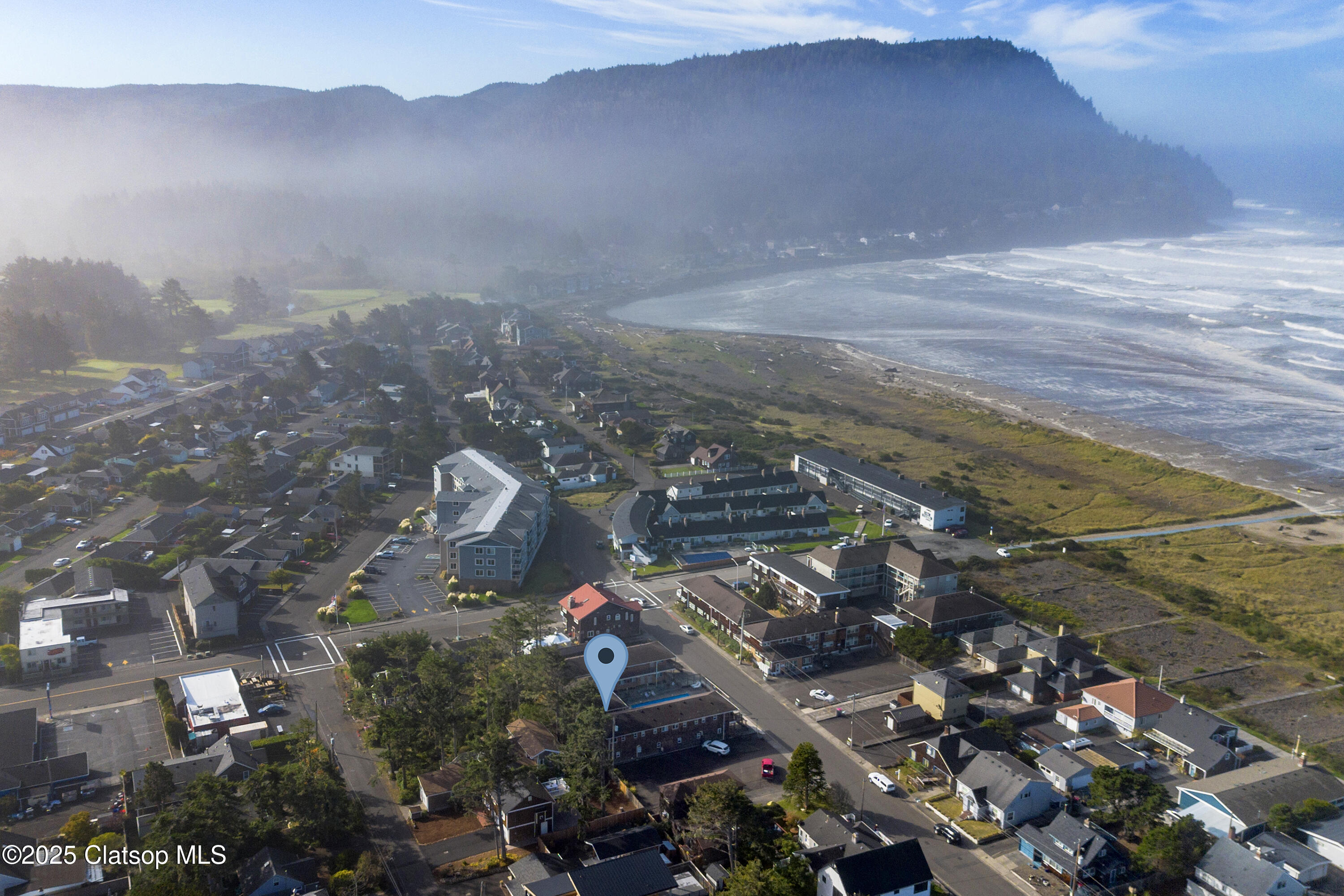 2233 Beach Dr Property Photo 16