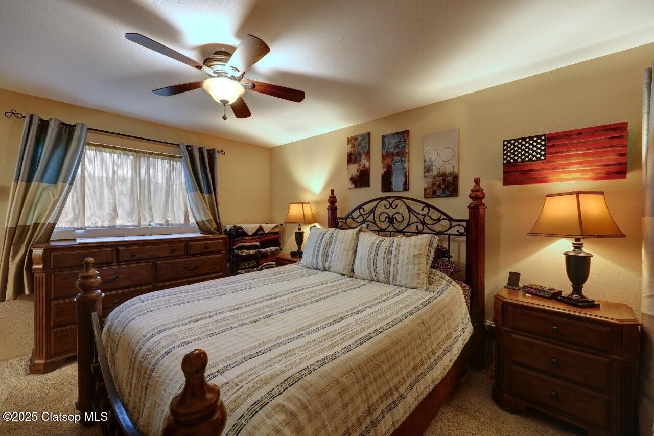 246 W Harbor Street Property Photo 25