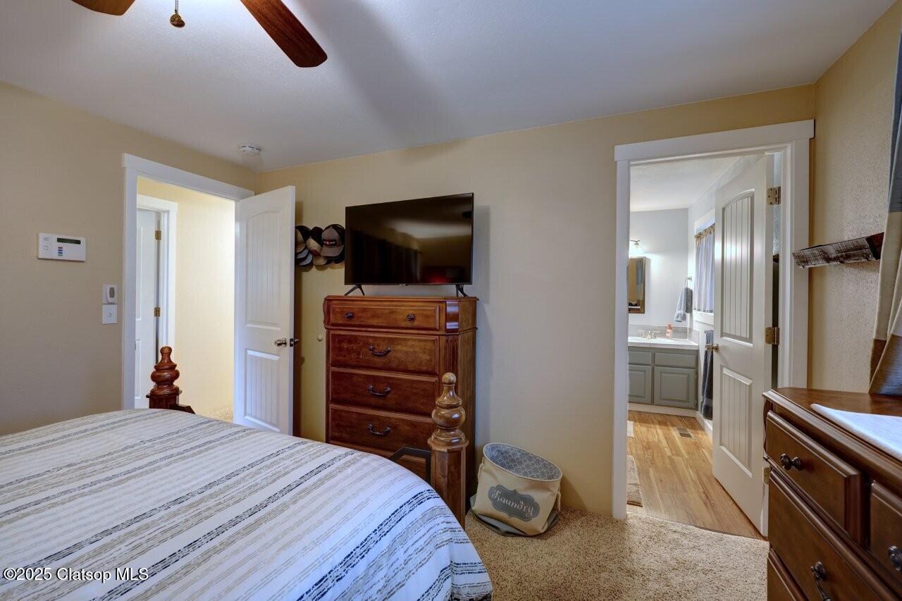 246 W Harbor Street Property Photo 27