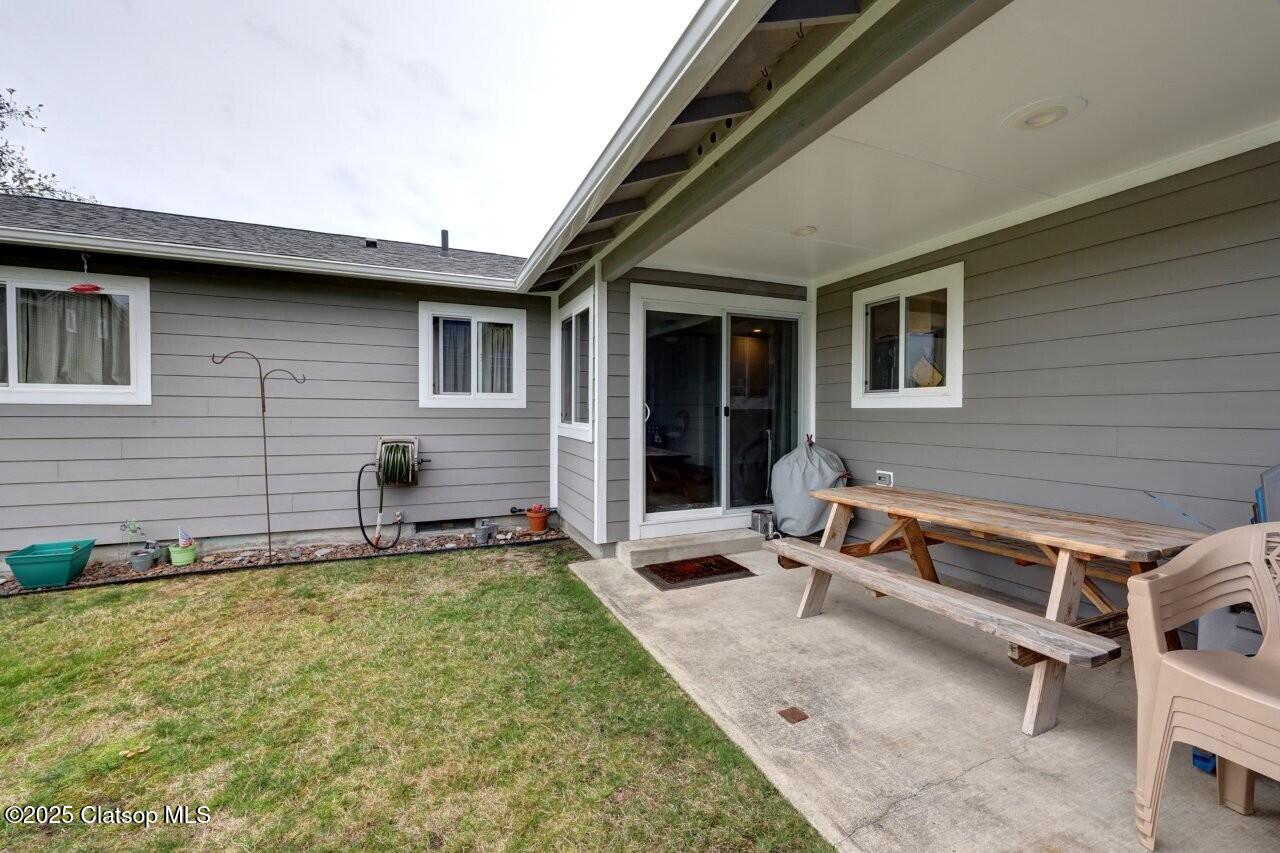 246 W Harbor Street Property Photo 35