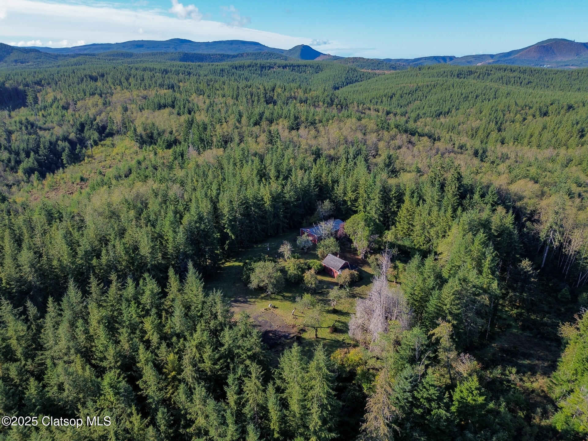 37773 Harrison Lane Property Photo 2
