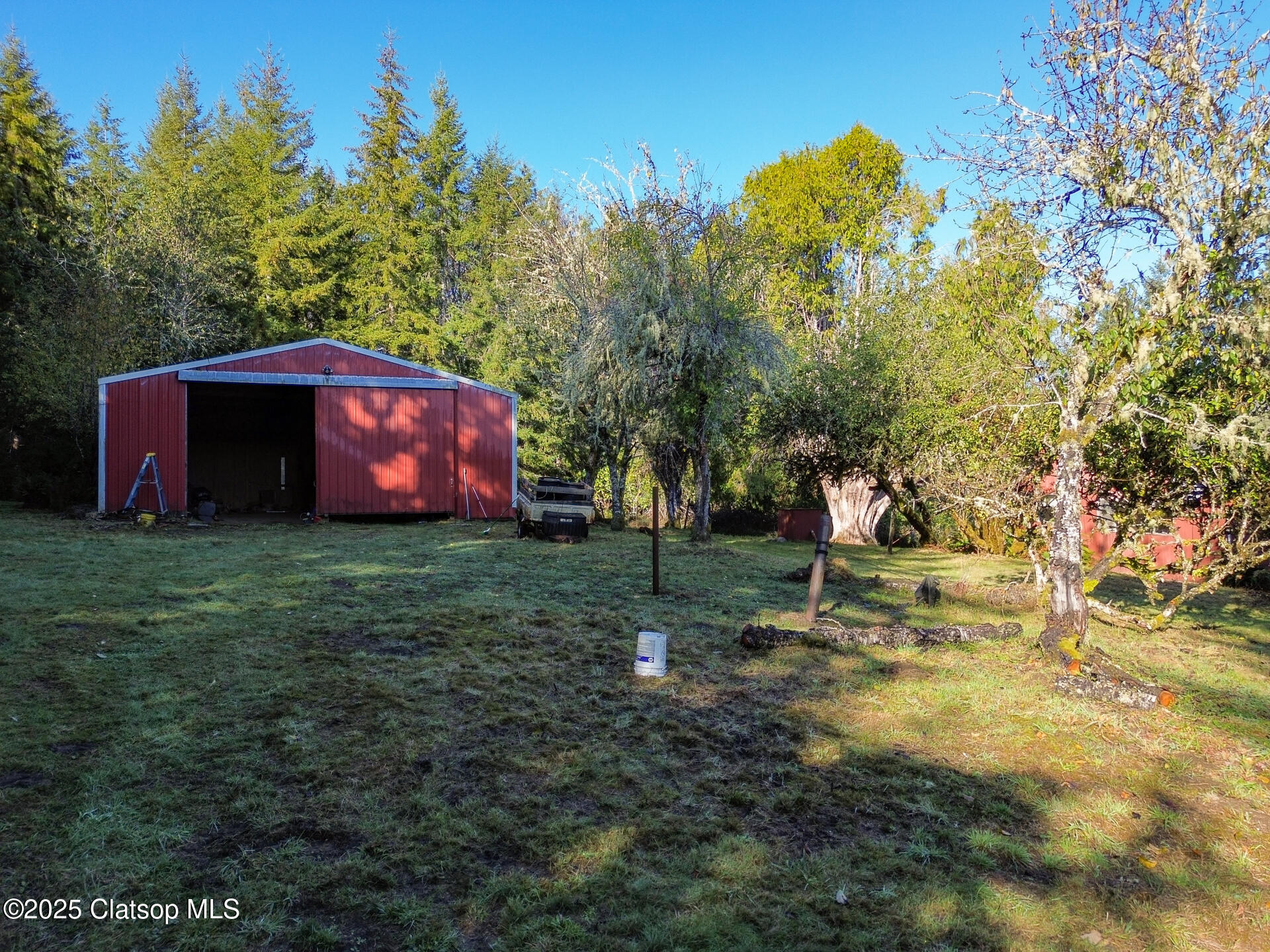 37773 Harrison Lane Property Photo 5