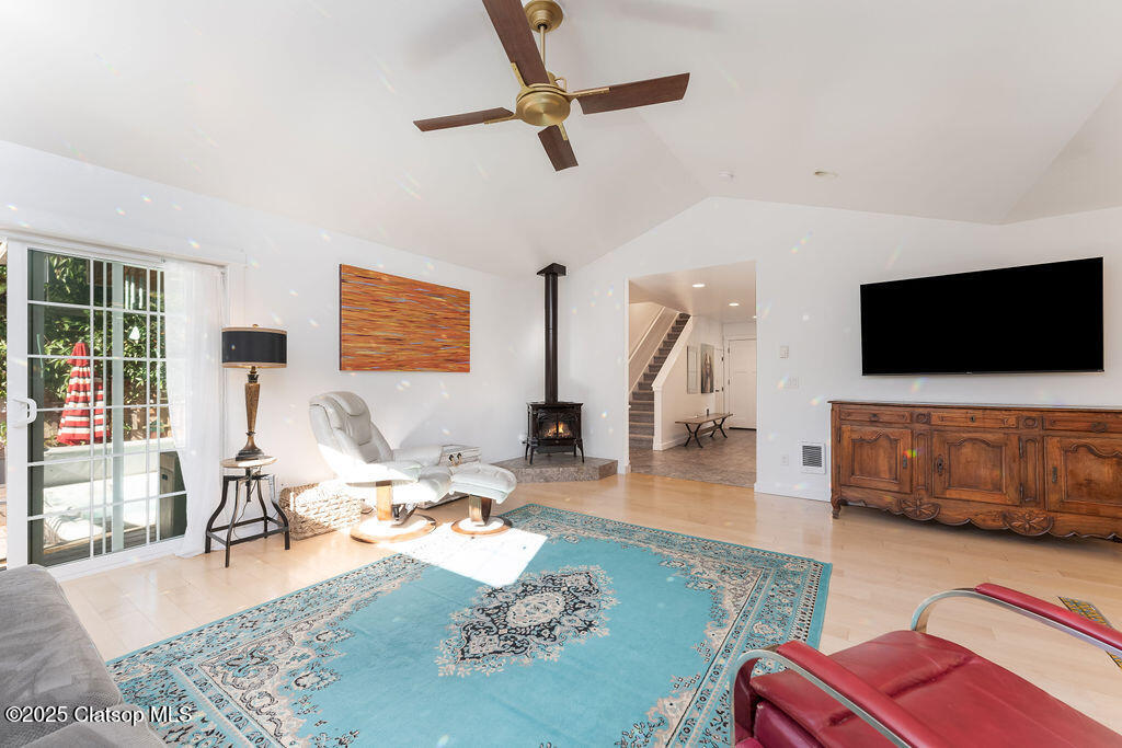 10345 Pine Ridge Drive Property Photo 7