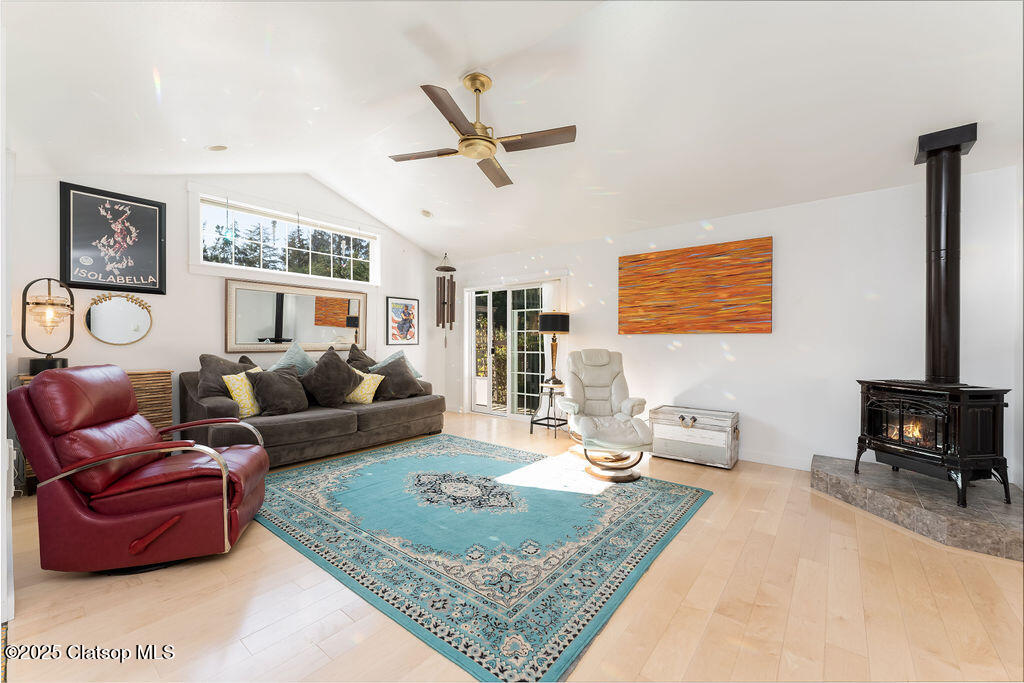 10345 Pine Ridge Drive Property Photo 15
