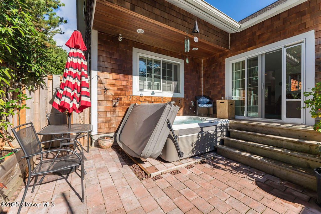 10345 Pine Ridge Drive Property Photo 32