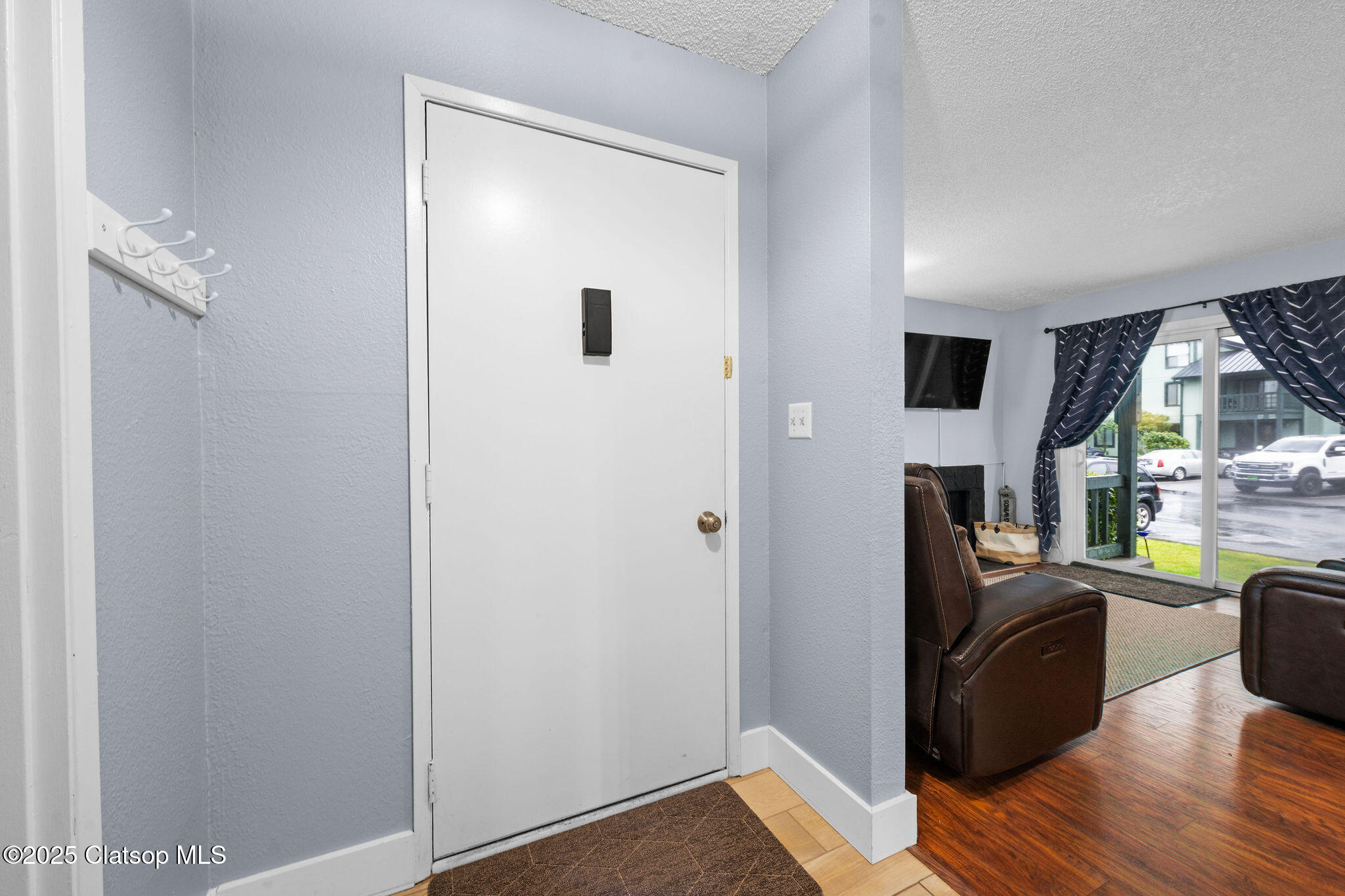 342 Ne Skipanon Drive Property Photo 6
