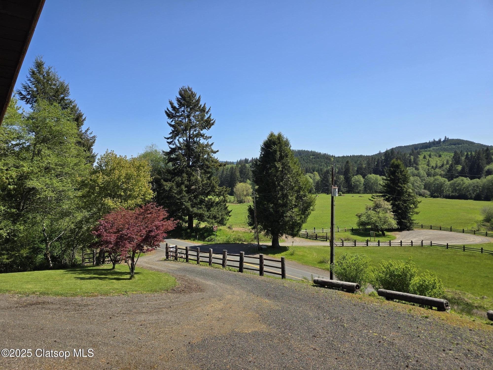 80415 Hwy 202 Property Photo 3